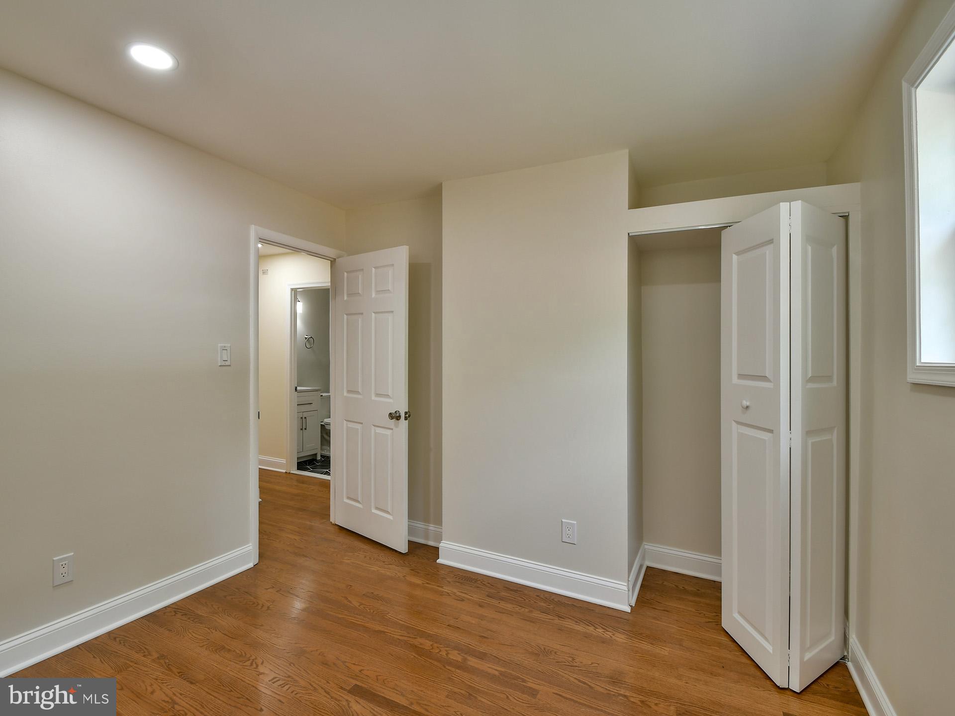 HUNTERS MILL ESTATES - Residential