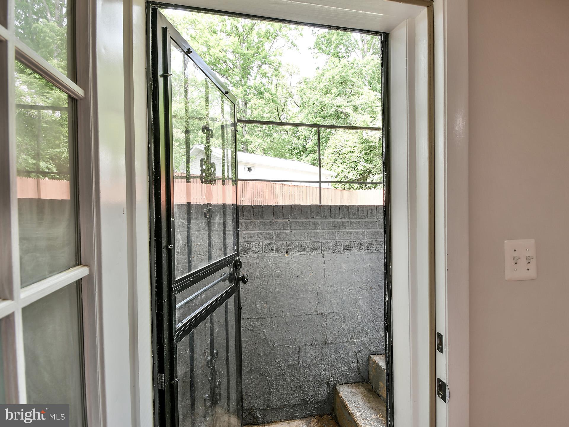 HUNTERS MILL ESTATES - Residential