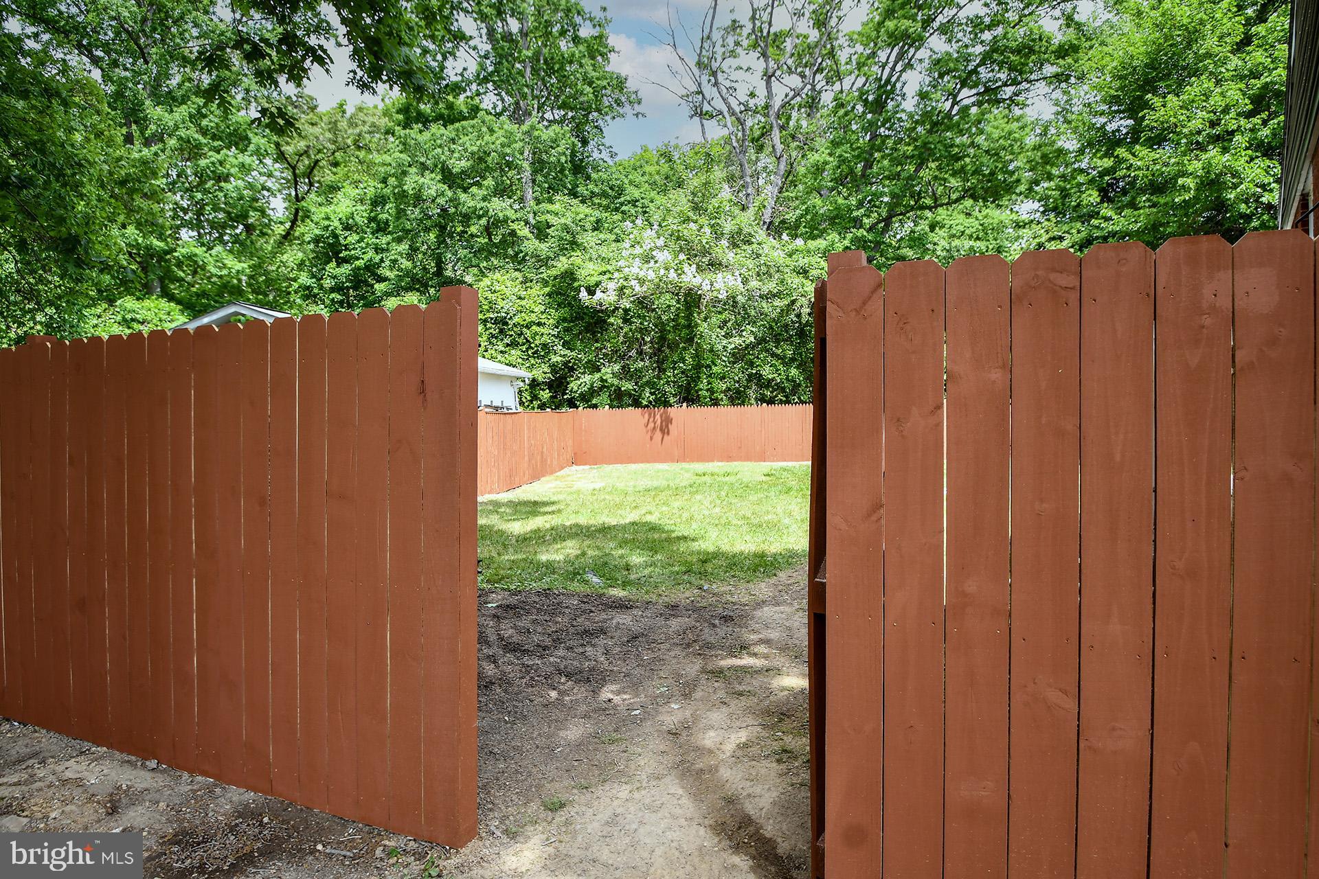 HUNTERS MILL ESTATES - Residential