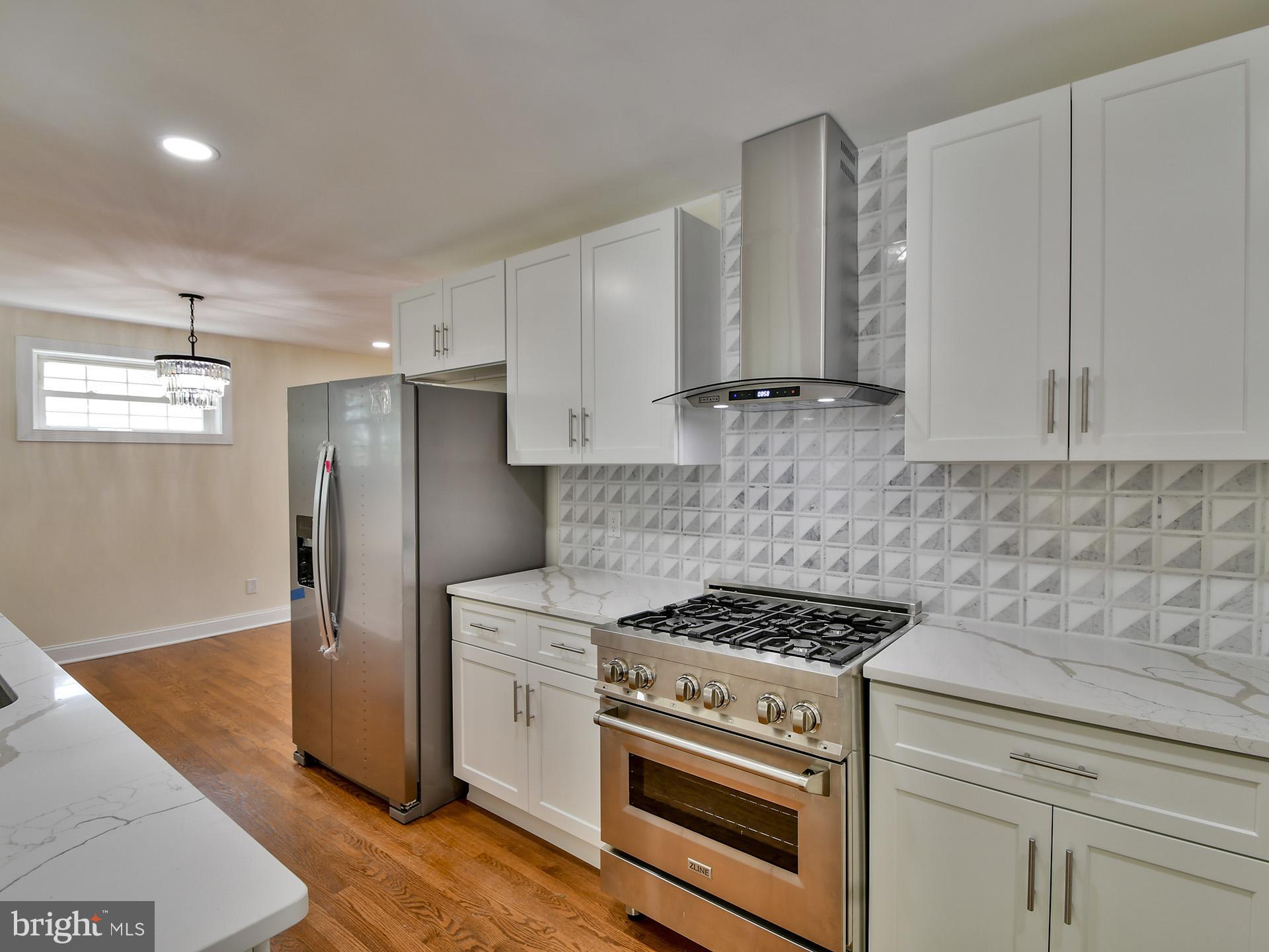 HUNTERS MILL ESTATES - Residential