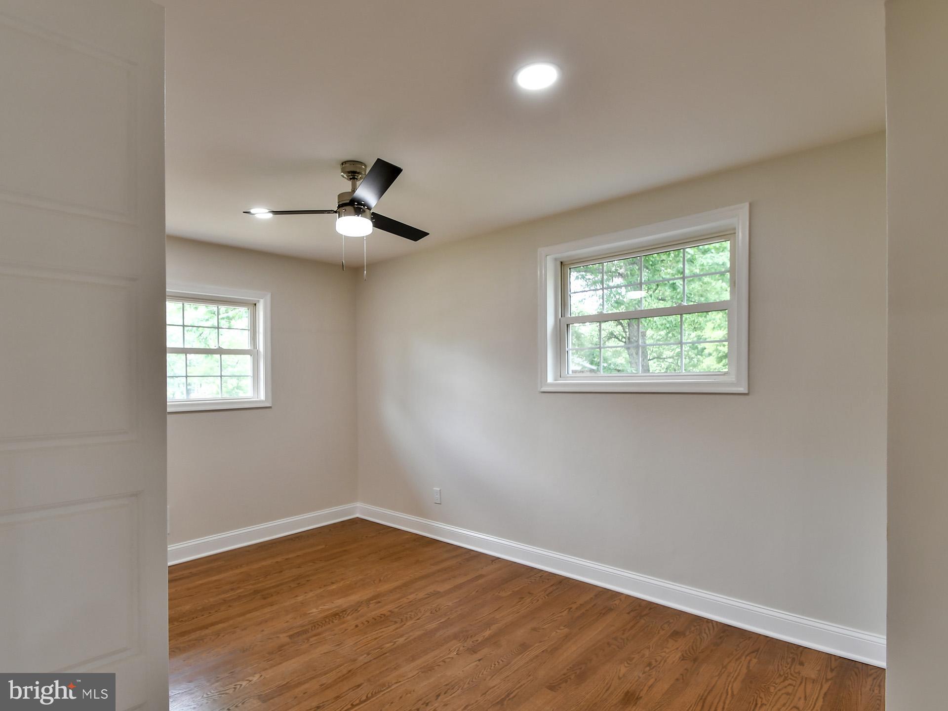 HUNTERS MILL ESTATES - Residential