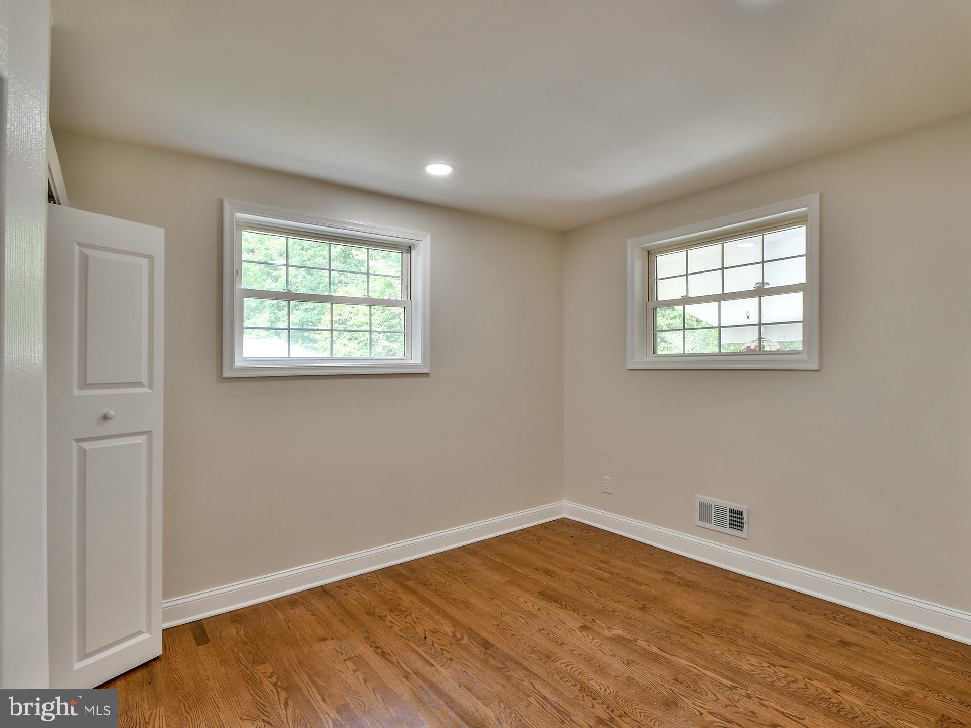 HUNTERS MILL ESTATES - Residential