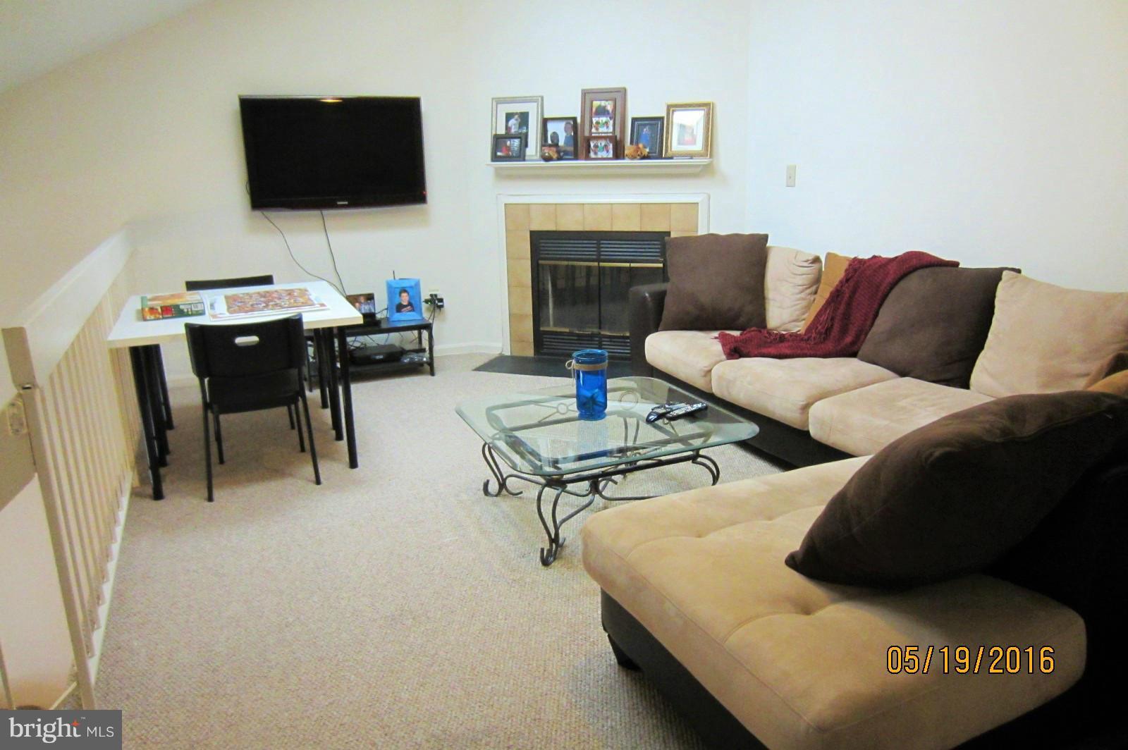 VICTORIA CROSSINGS AT MANCHESTER LAKES - Residential