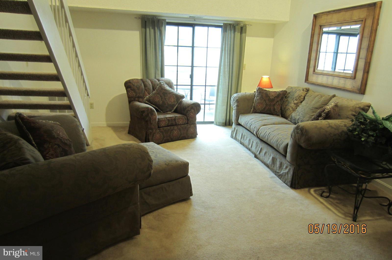 VICTORIA CROSSINGS AT MANCHESTER LAKES - Residential
