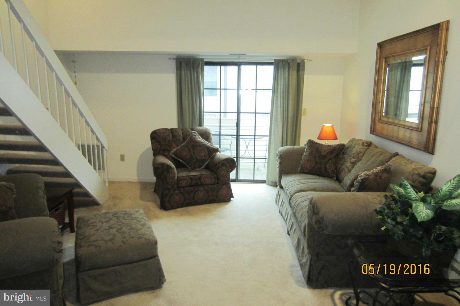 VICTORIA CROSSINGS AT MANCHESTER LAKES - Residential
