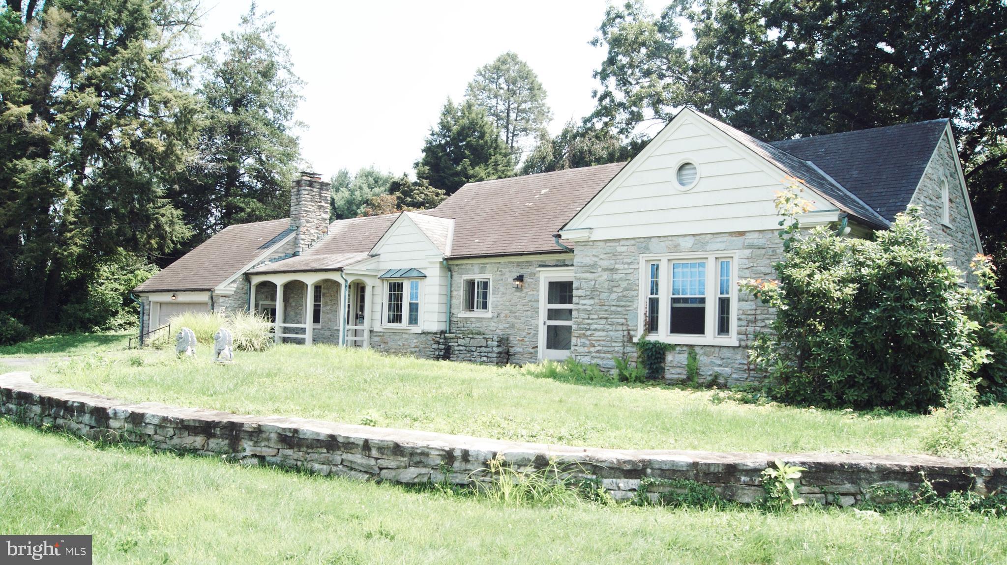 1742 OLD PHILADELPHIA PIKE