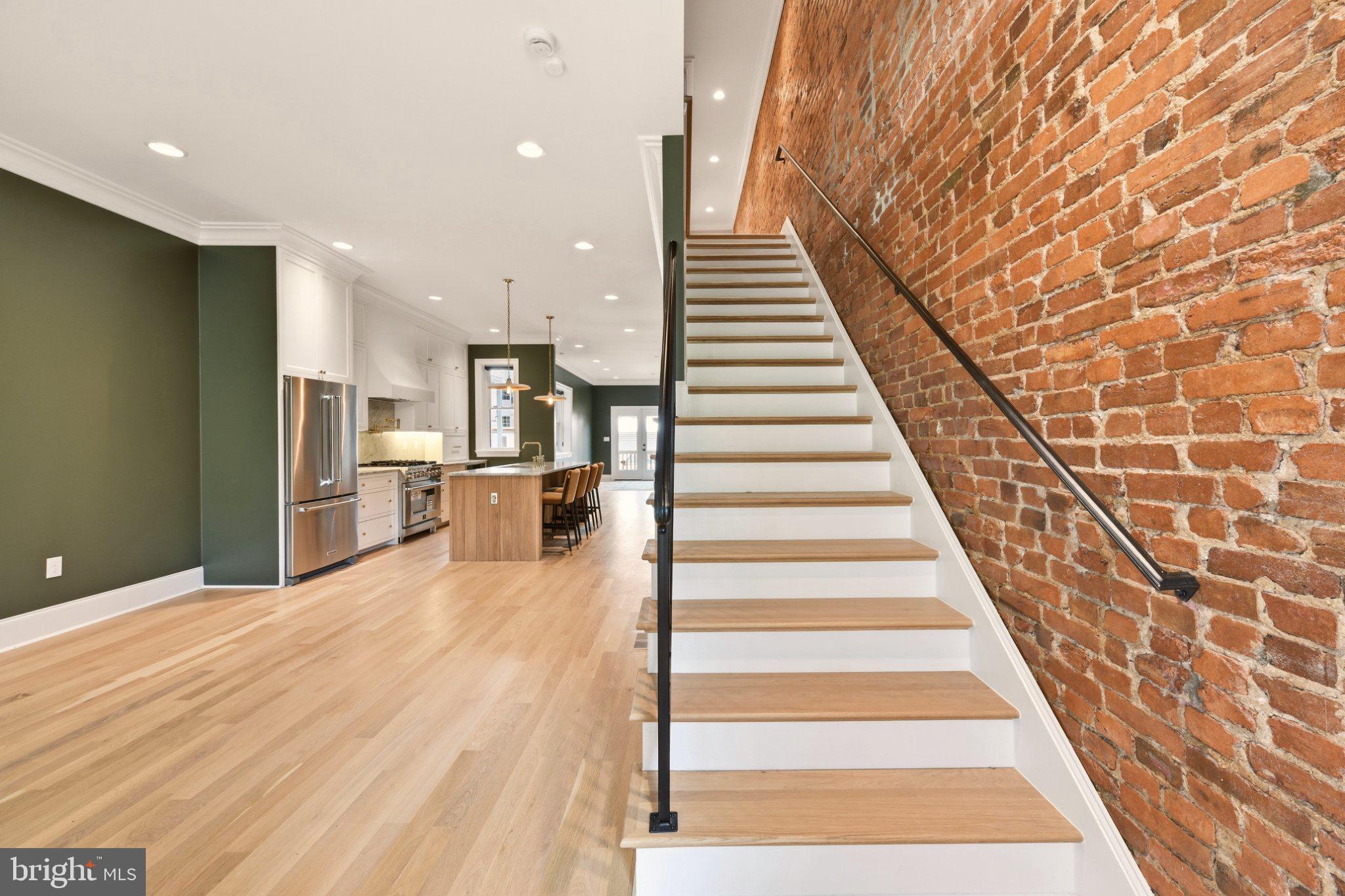 25 T STREET NW