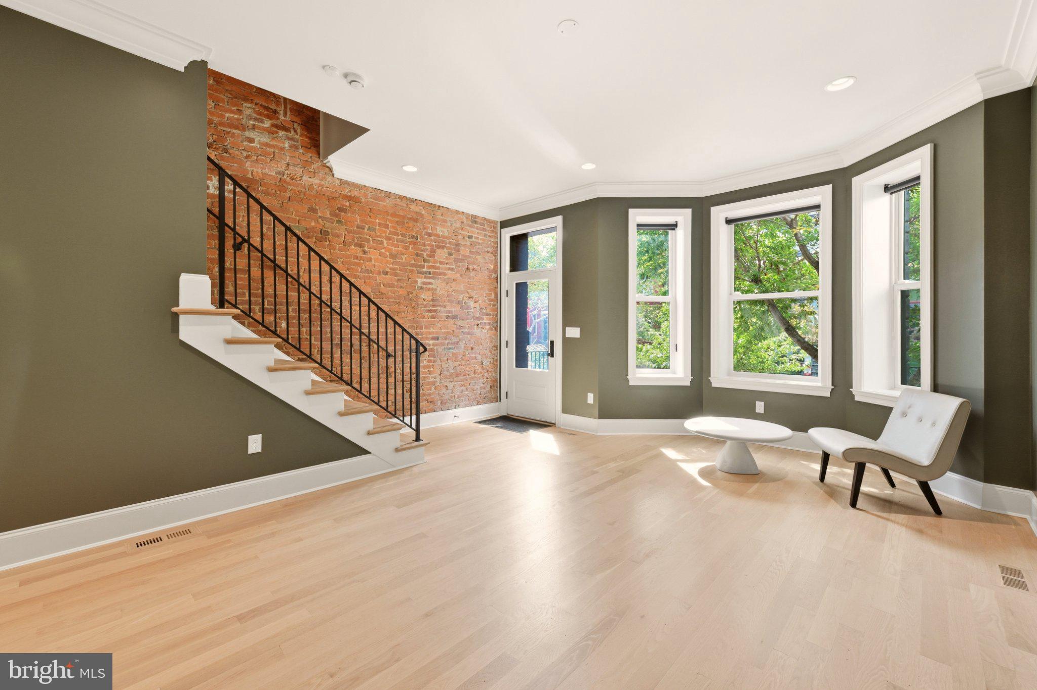25 T STREET NW