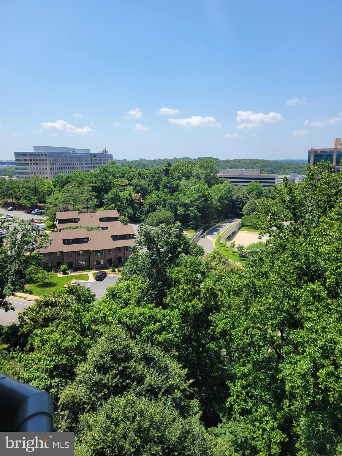 Spacious 2BR/2BA Condo in the Heart of Tysons – Available 9/2/25.
Welcome to this elevated ninth floor (above the trees!) 2-bedroom, 2-bath unit offering 1,327 sq ft of modern, open-concept living. The oversized primary suite includes two walk-in closets and a private vanity area. The second bedroom is ideal for guests, a roommate, or a home office.
Enjoy a covered balcony, convenient in-unit washer/dryer combo. Best of all, there are so many updated amenities—including the indoor & outdoor pool, fitness center, and community spaces, a business center, gaming rooms, & a general store.
Set within the gated, well-managed Rotonda community, you’ll have access to free outdoor resident and guest parking, on-site management, and a beautifully maintained environment.
Unbeatable location: Minutes from 495, 267, Route 7, Metro stations, Tysons Galleria, and more—yet peacefully tucked away. Across Westpark Dr from The Boro with restaurants, movie theatres & shopping. Truly an ideal location!