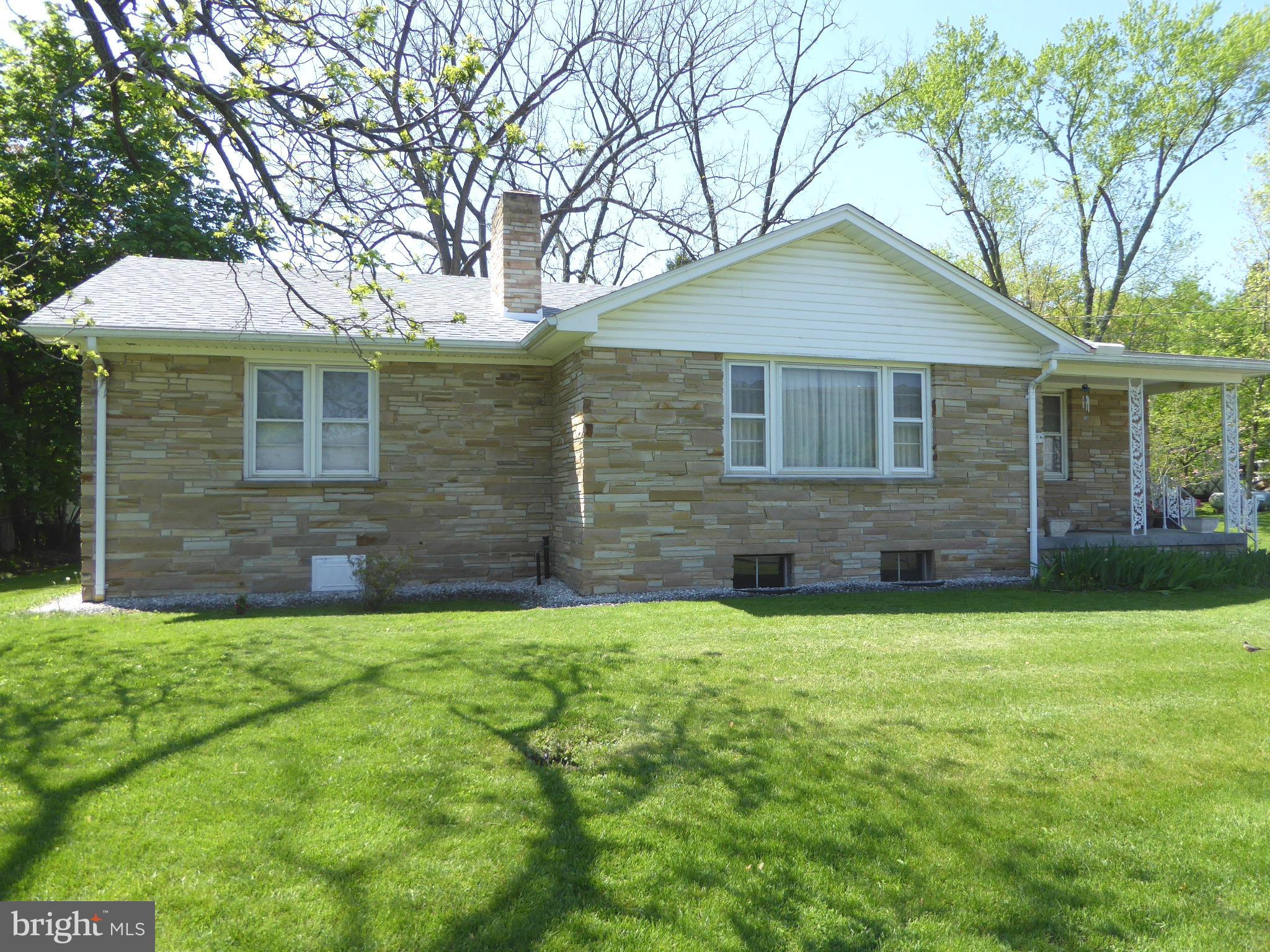 TOWN OF ROMNEY - Residential