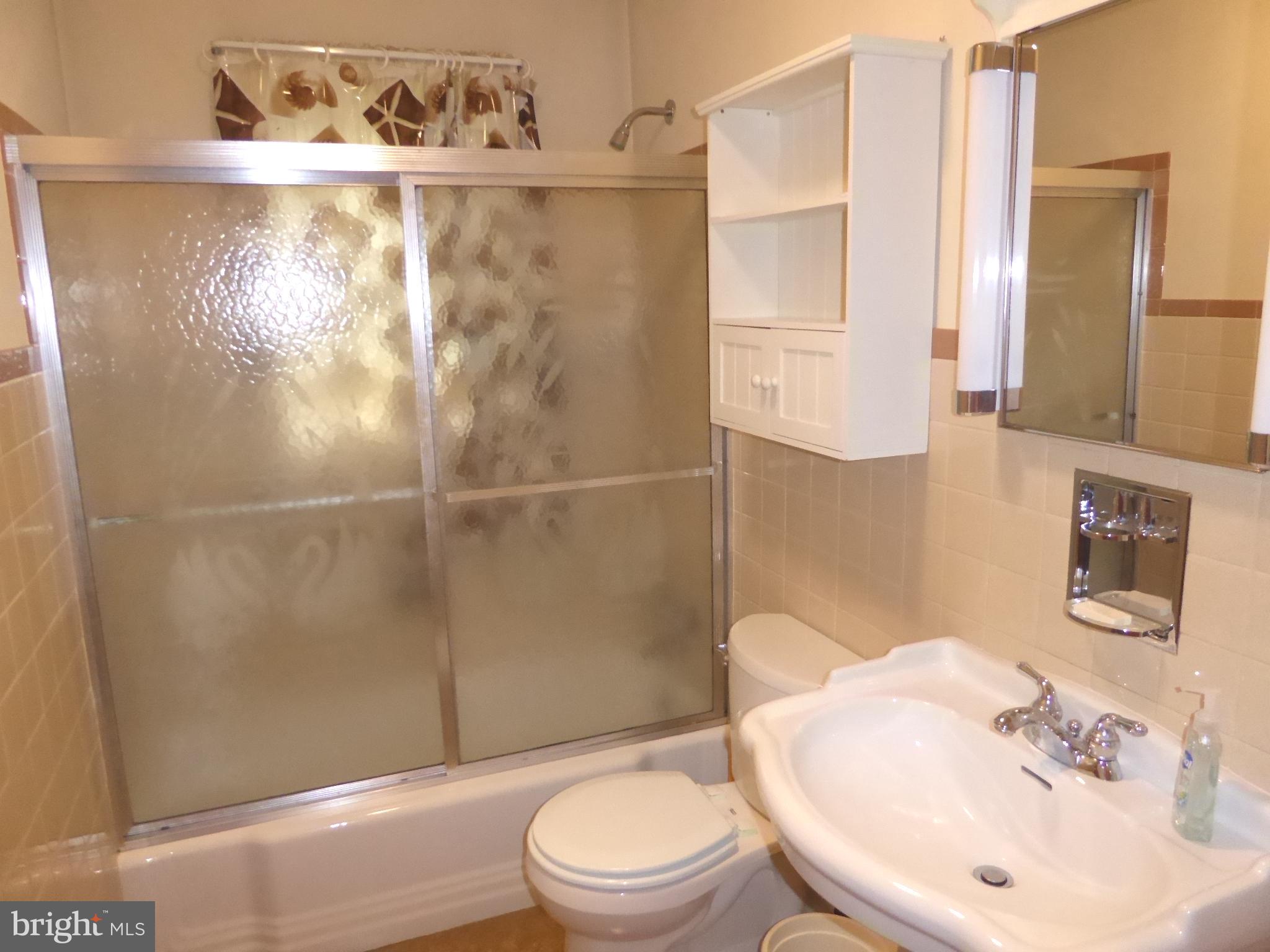 TOWN OF ROMNEY - Residential