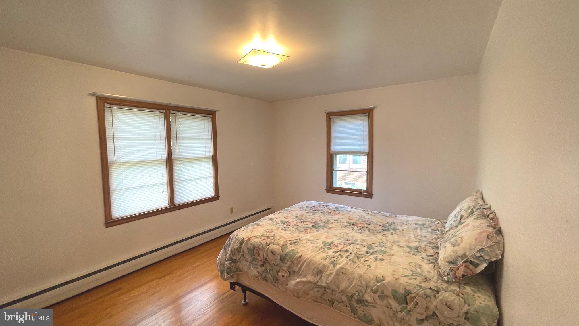 TOWN OF ROMNEY - Residential