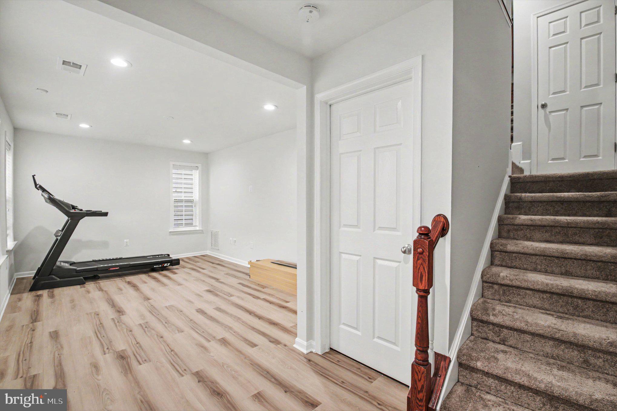 9967 LEANDER LANE