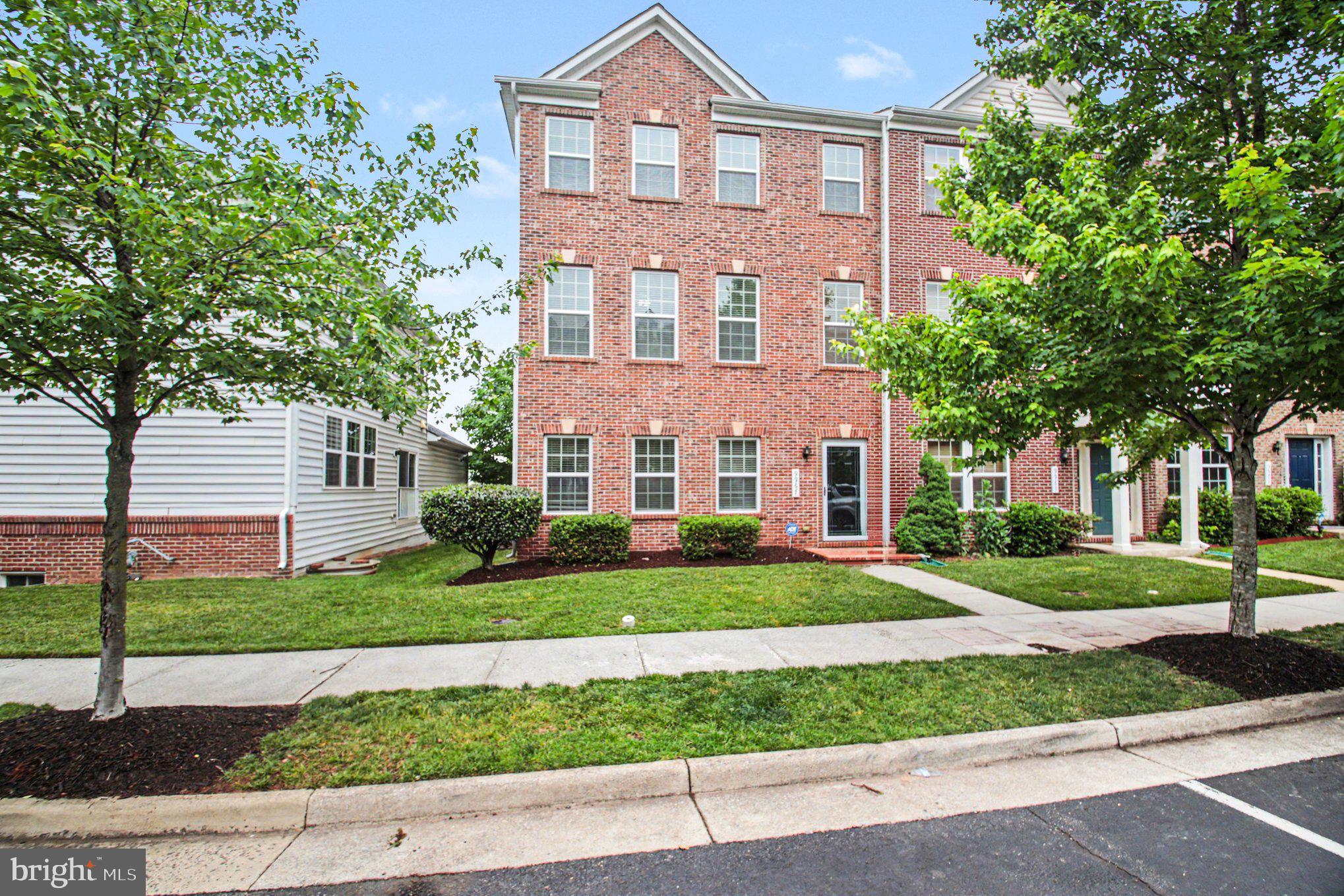 9967 LEANDER LANE
