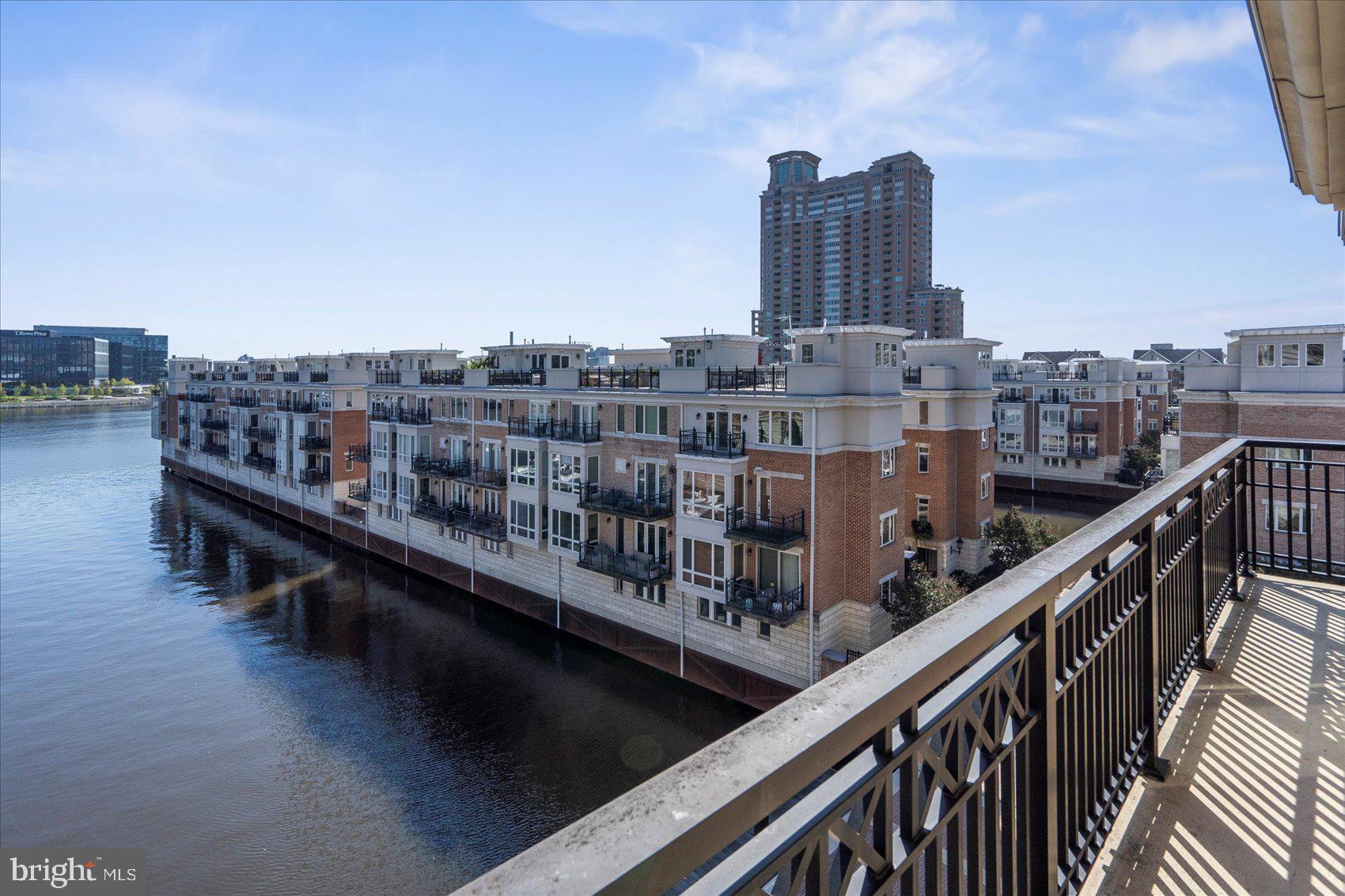 801 KEY HIGHWAY T-63
