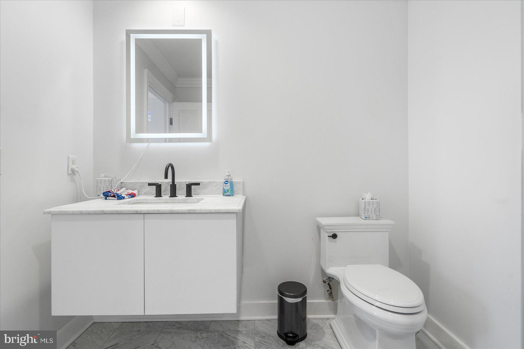 THE RITZ-CARLTON RESIDENCES - Residential