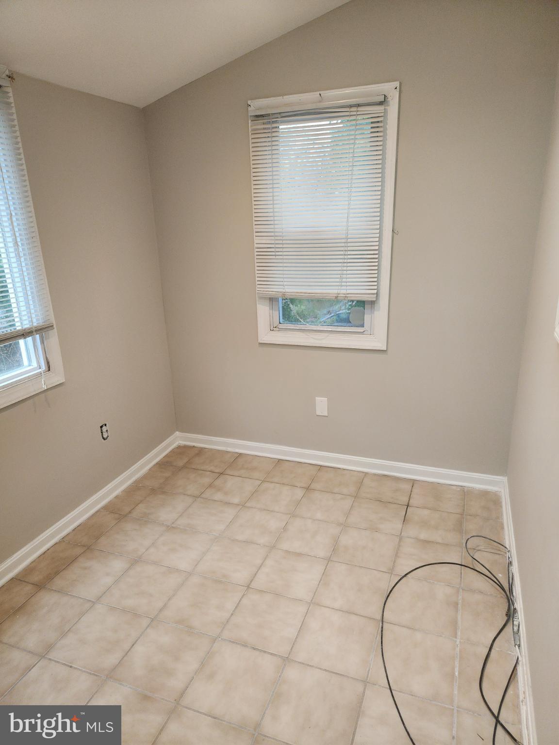 TEMPLE HILLS PARK - Residential