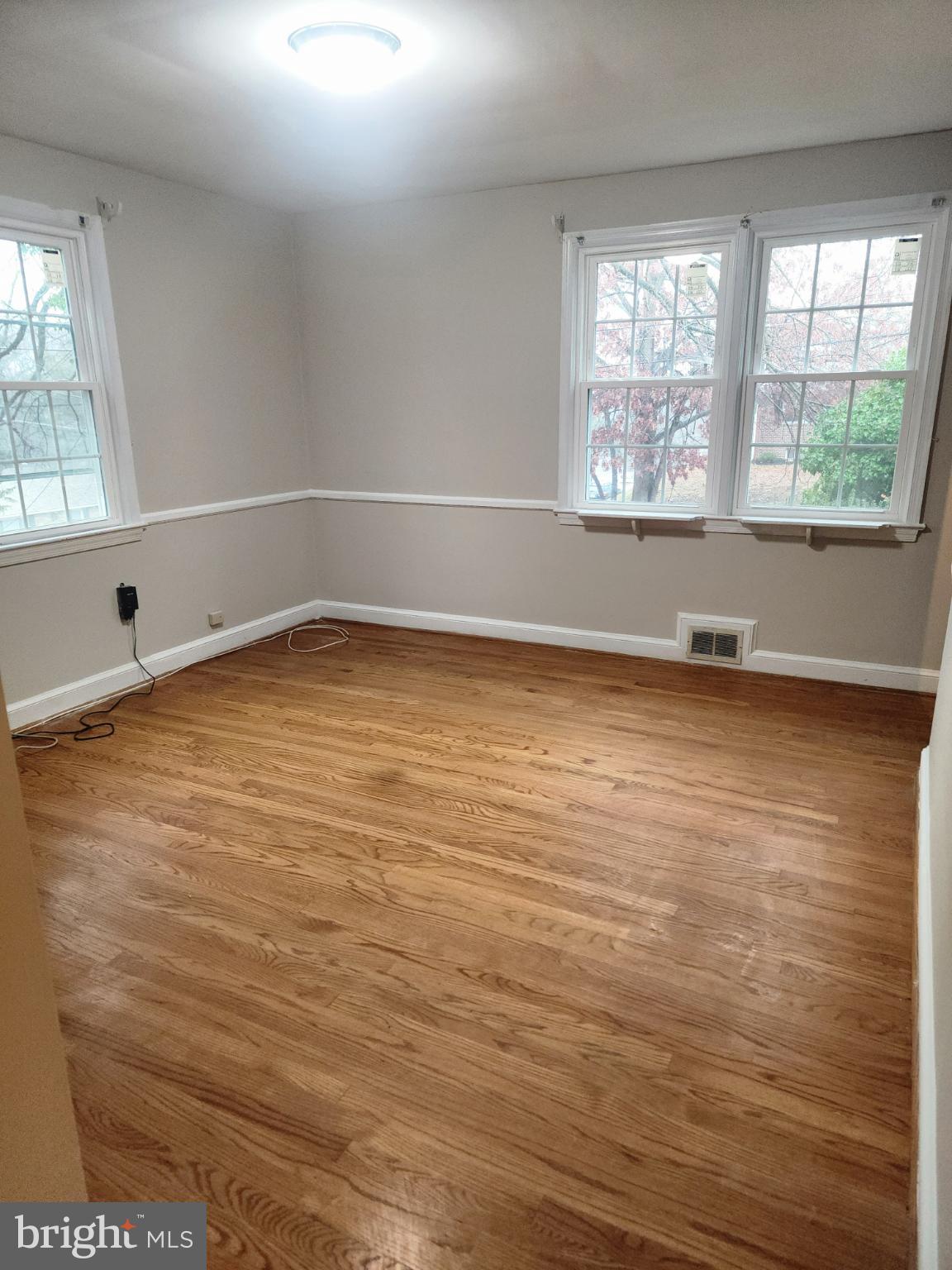 TEMPLE HILLS PARK - Residential