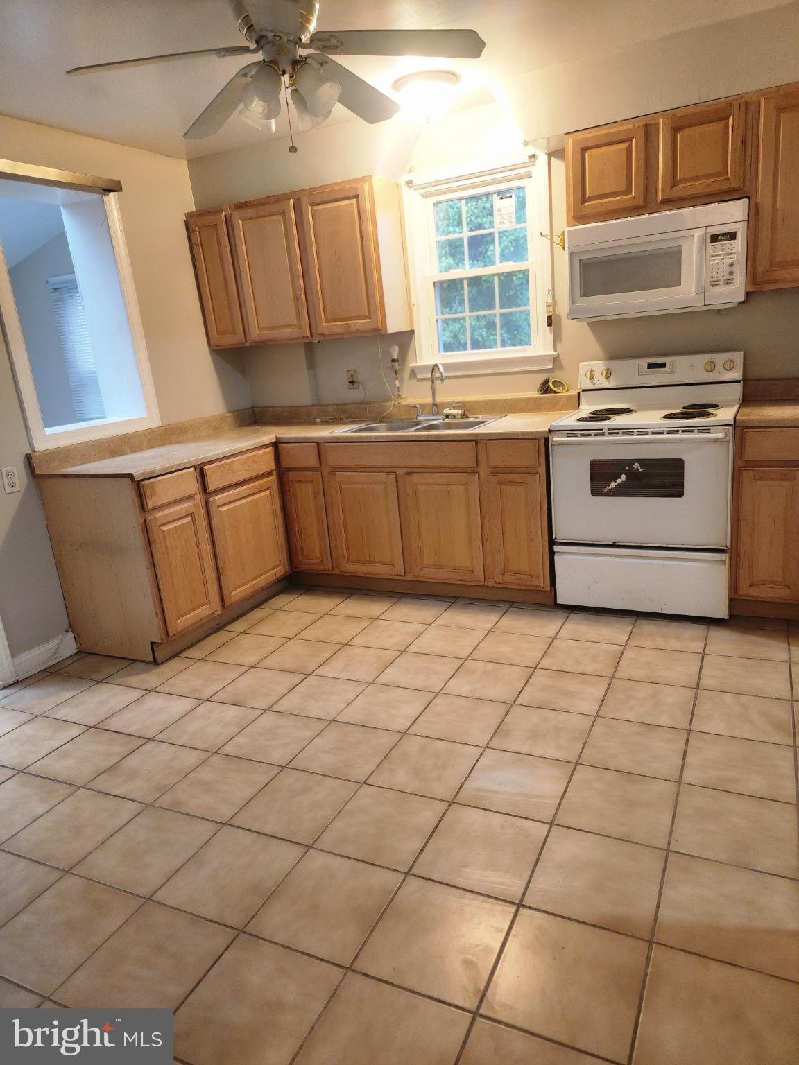 TEMPLE HILLS PARK - Residential