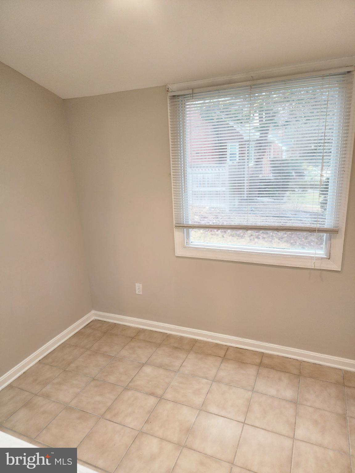 TEMPLE HILLS PARK - Residential