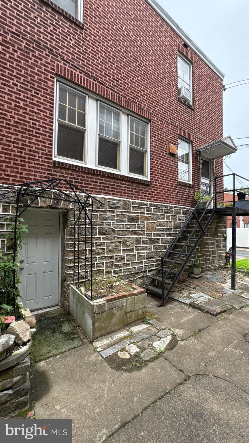YEADON - Residential