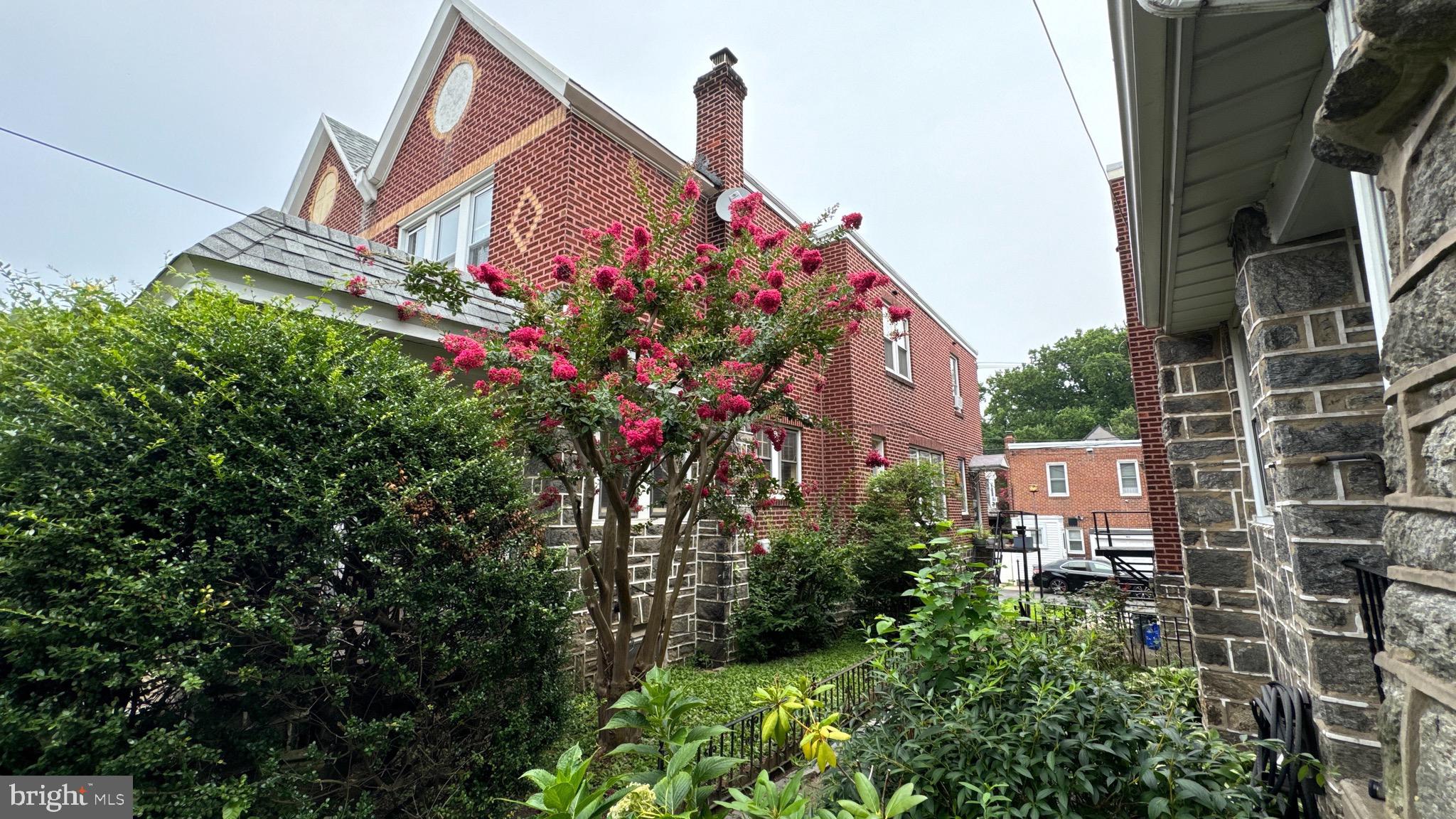YEADON - Residential
