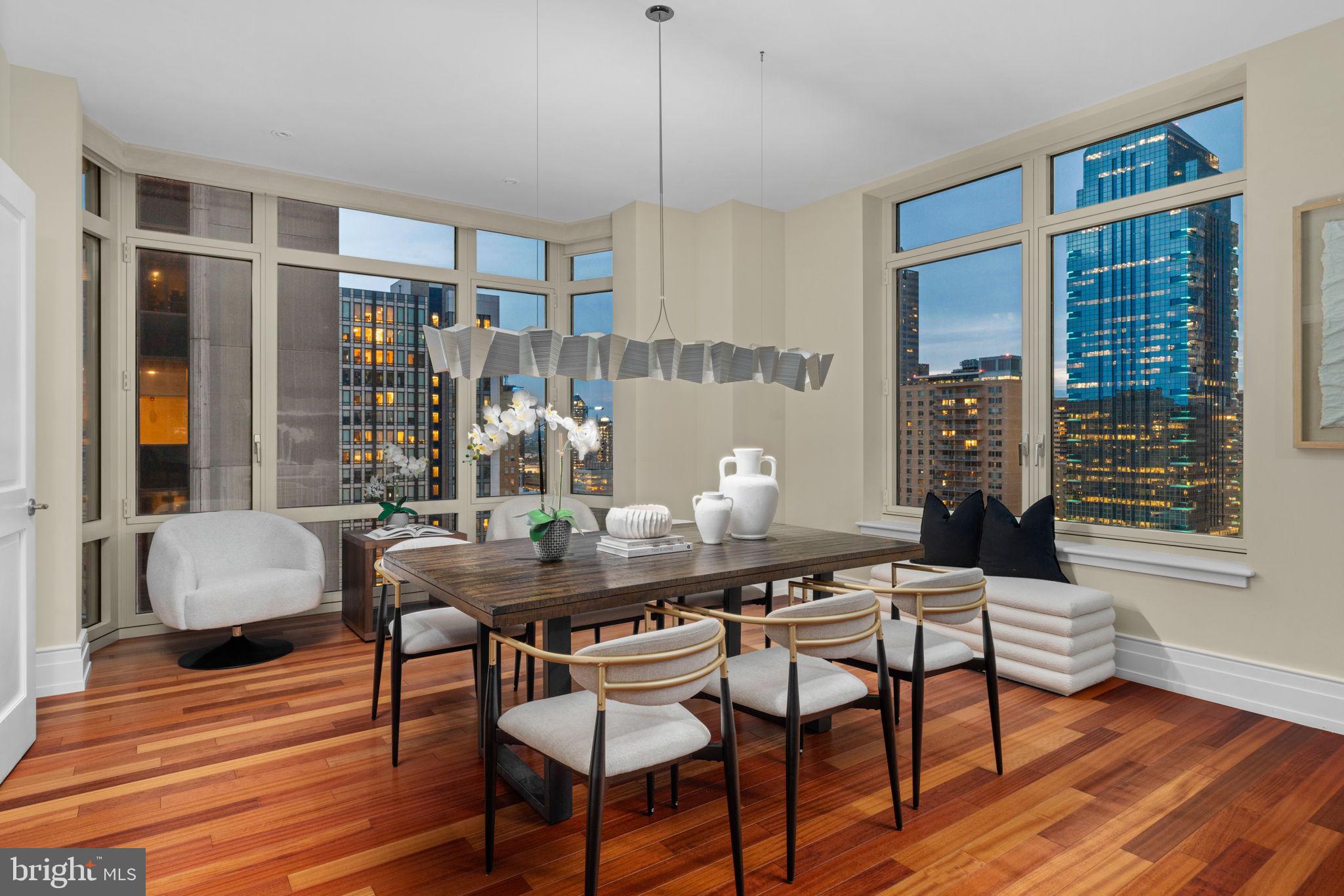 RITTENHOUSE SQUARE - Residential