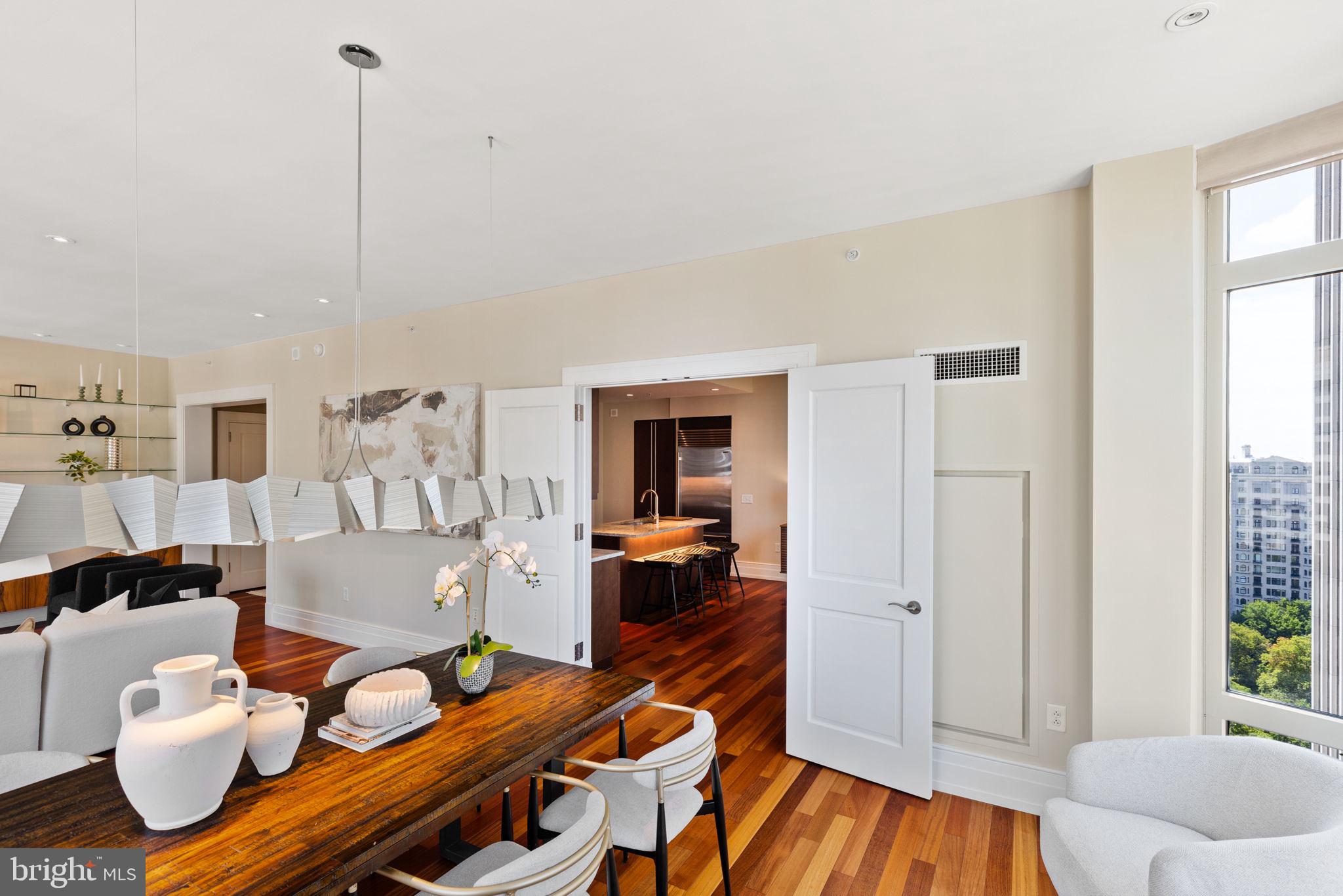 RITTENHOUSE SQUARE - Residential