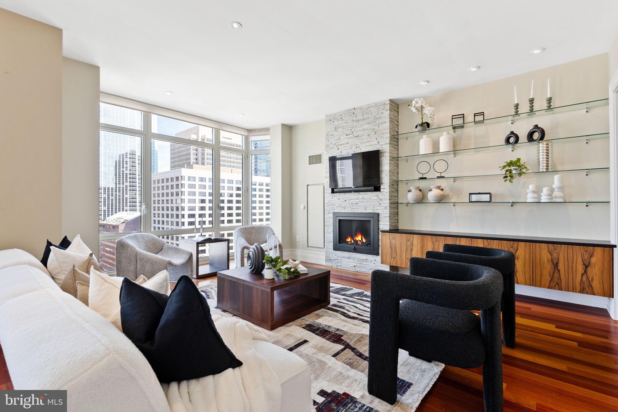 RITTENHOUSE SQUARE - Residential