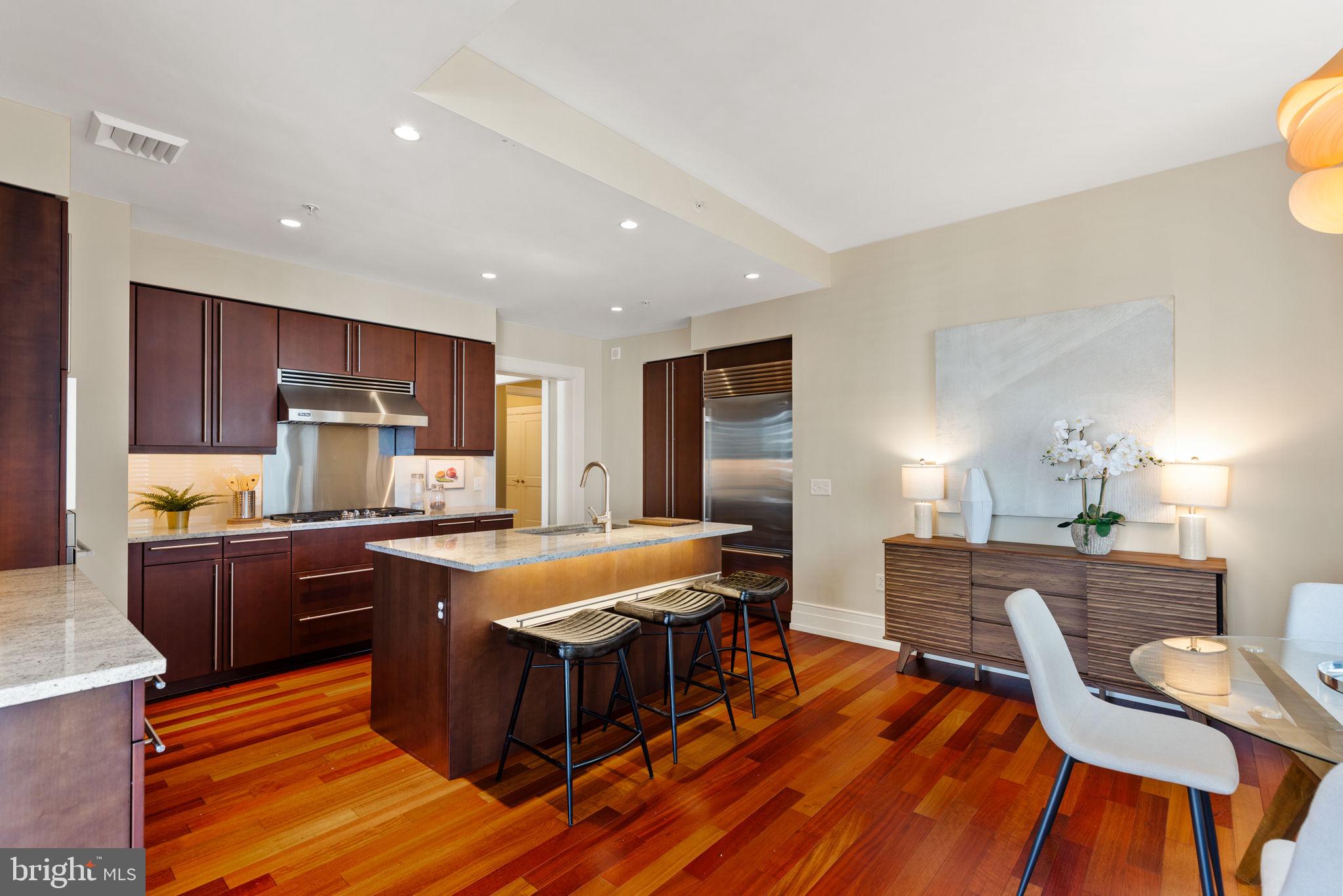 RITTENHOUSE SQUARE - Residential