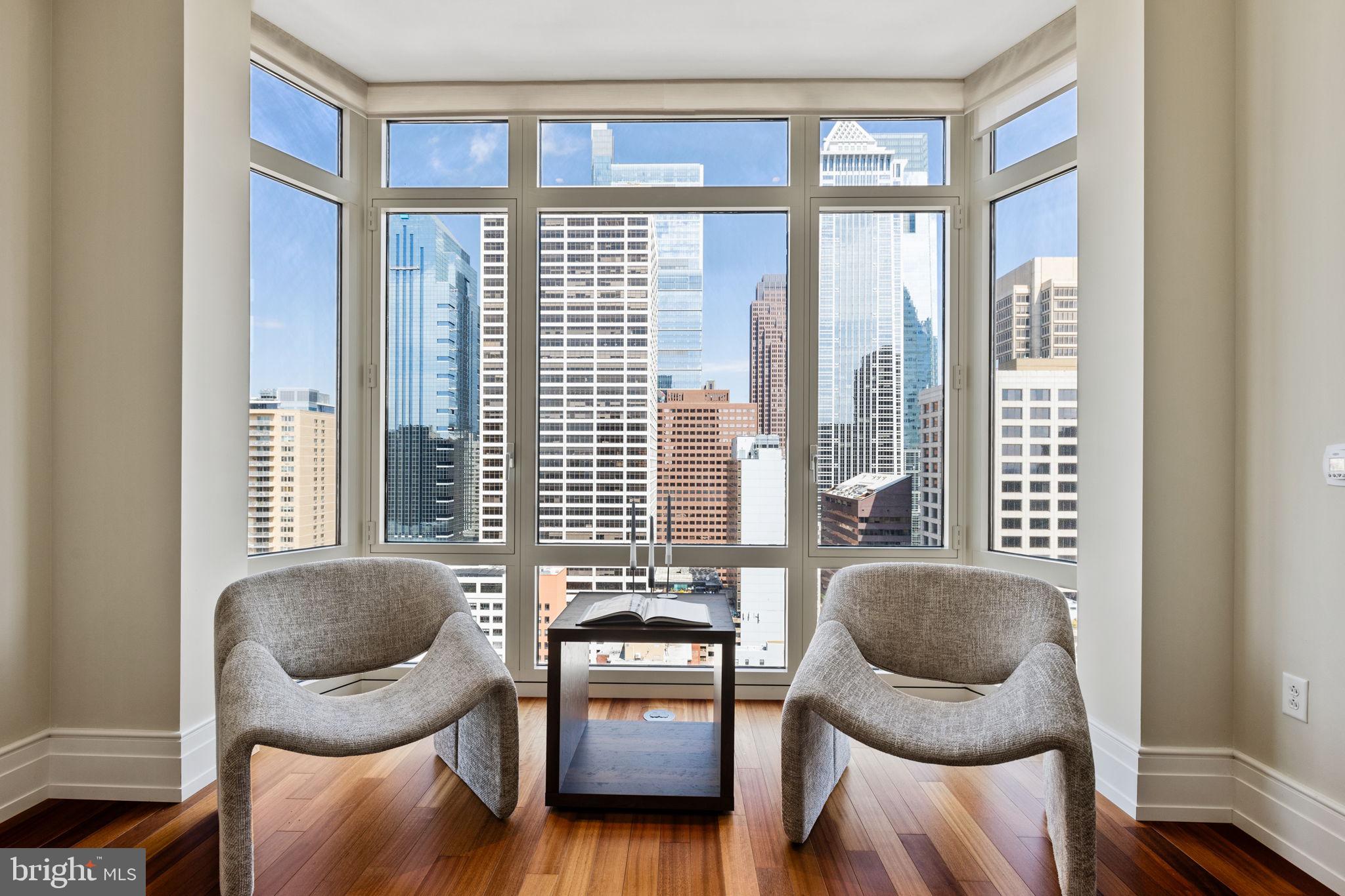 RITTENHOUSE SQUARE - Residential