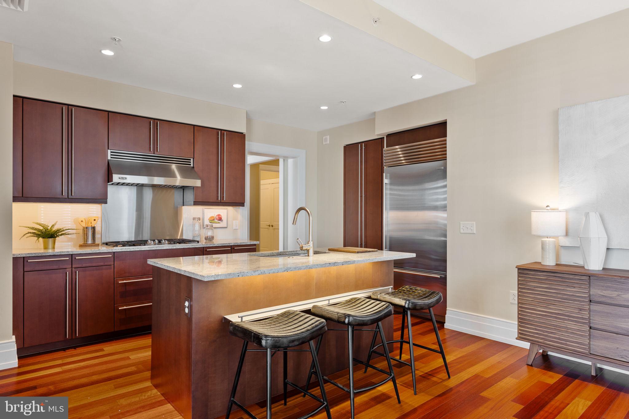 RITTENHOUSE SQUARE - Residential