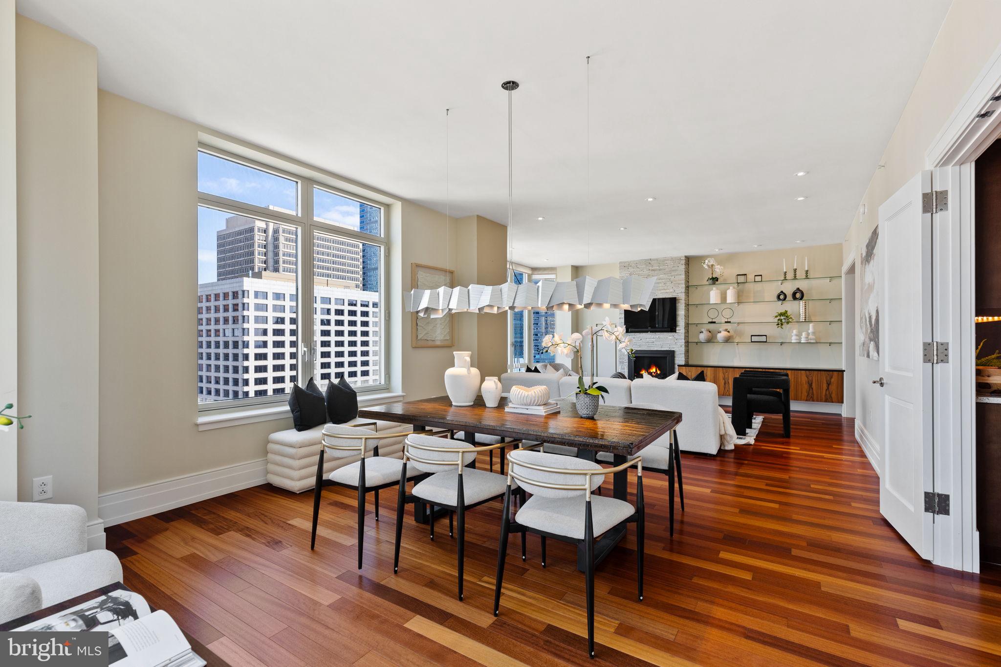 RITTENHOUSE SQUARE - Residential