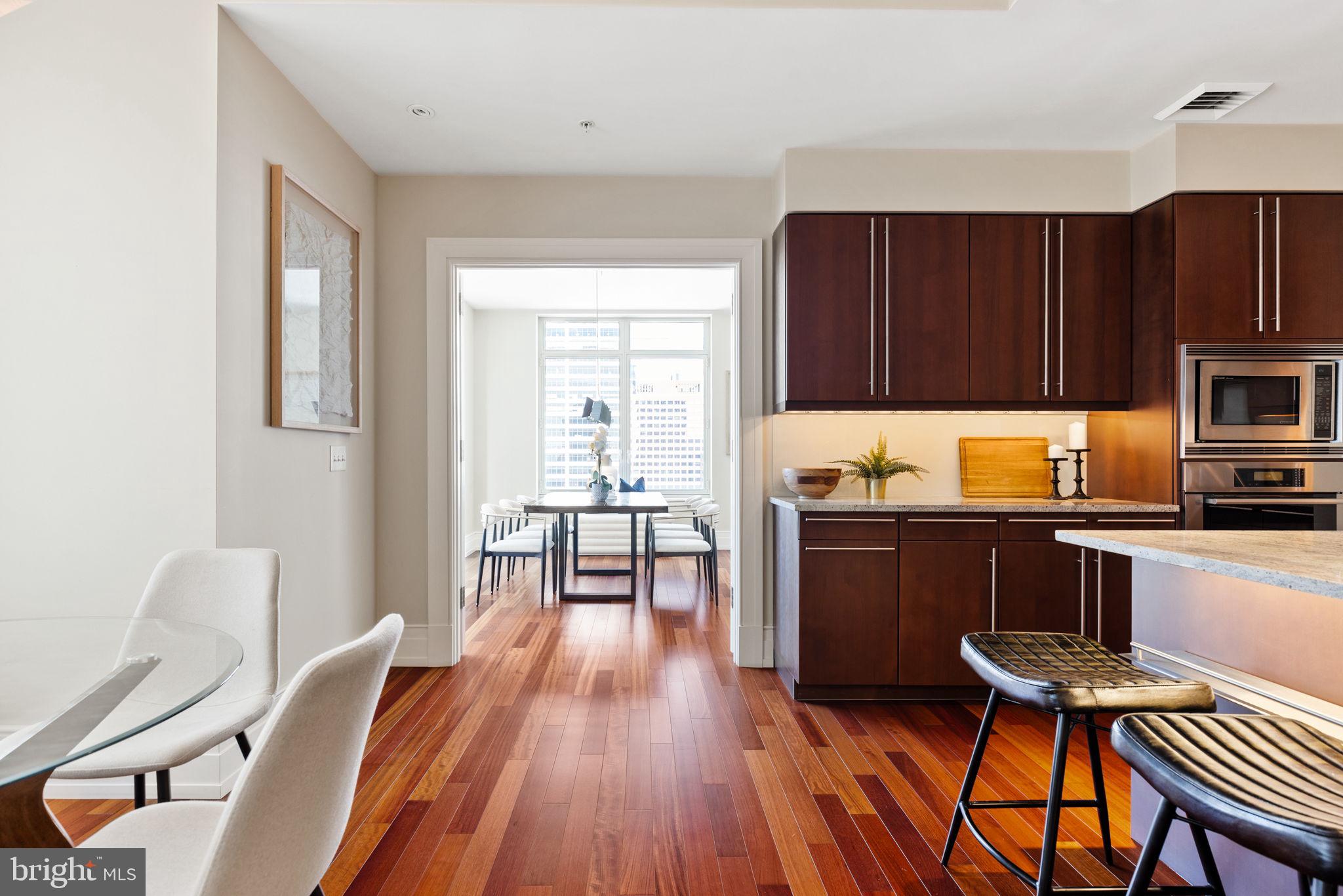 RITTENHOUSE SQUARE - Residential