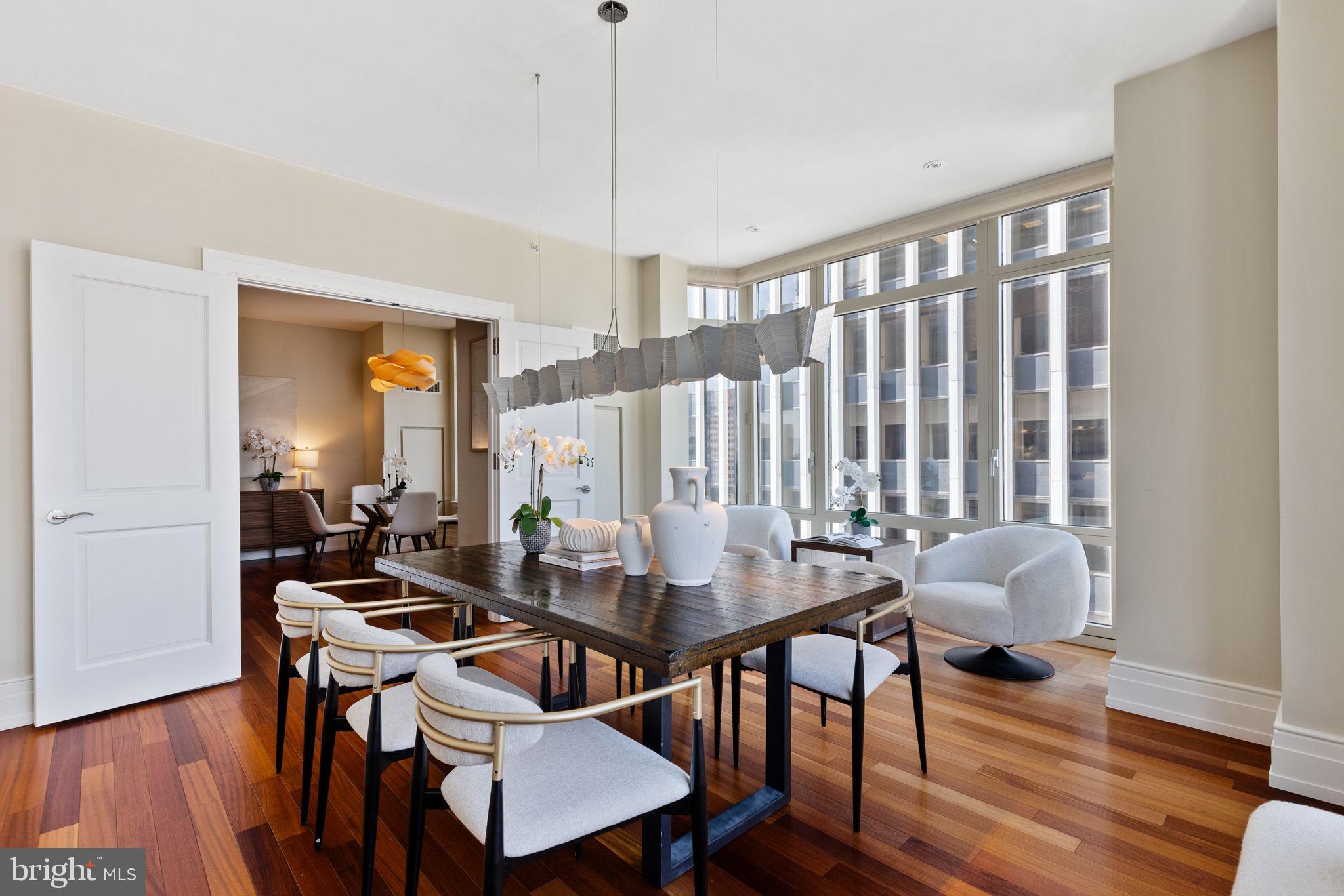 RITTENHOUSE SQUARE - Residential