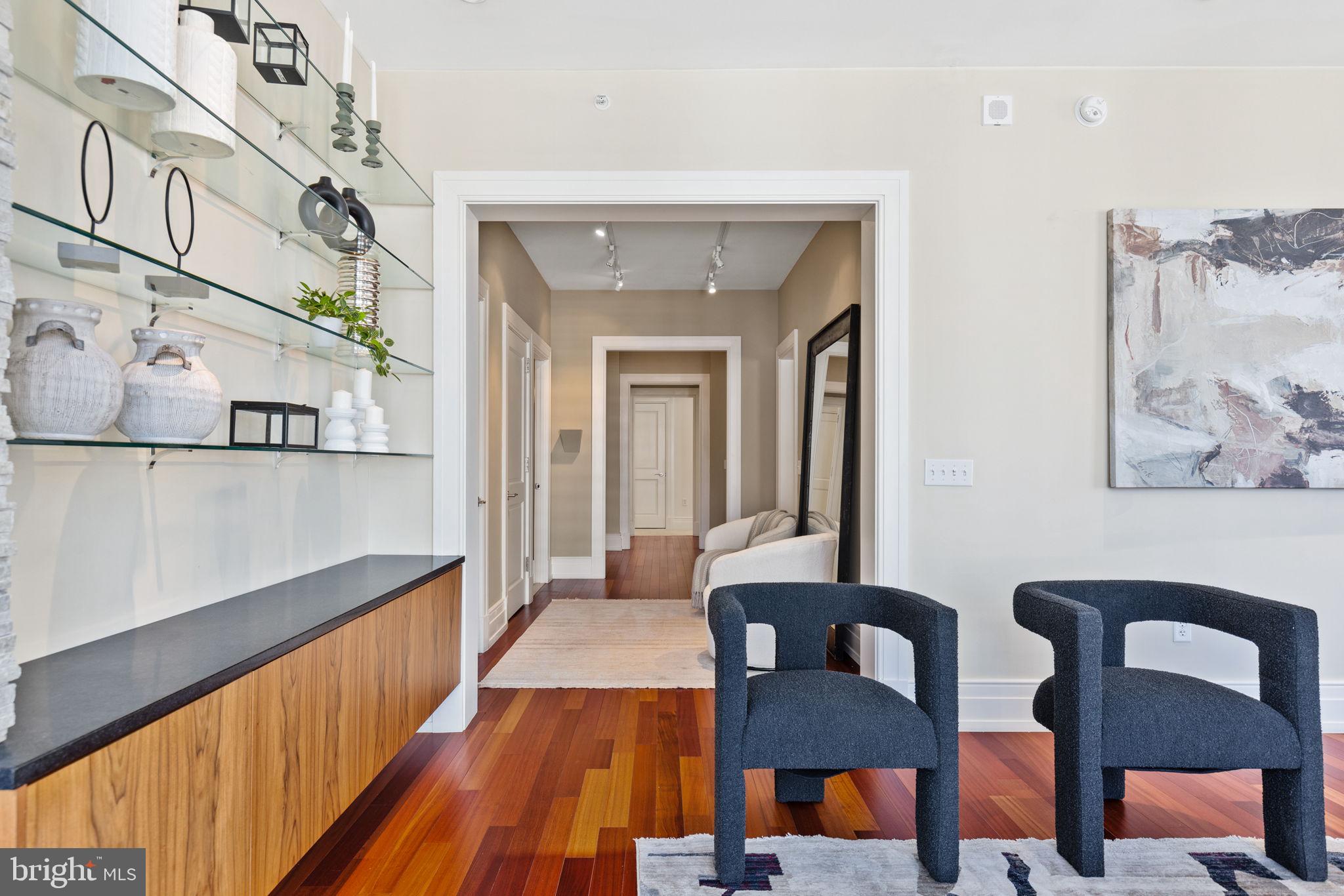 RITTENHOUSE SQUARE - Residential