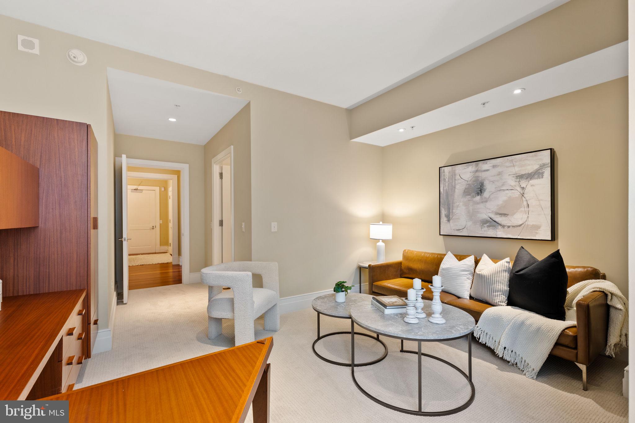 RITTENHOUSE SQUARE - Residential