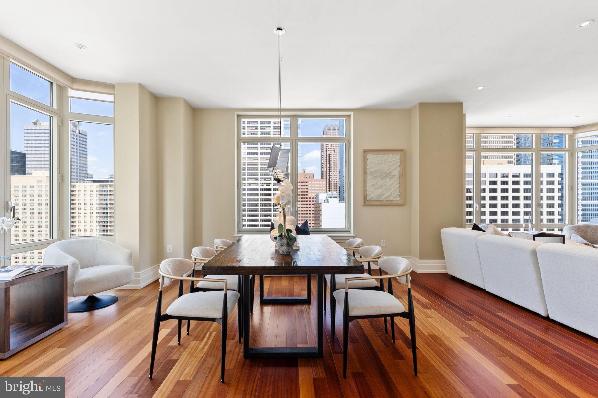 RITTENHOUSE SQUARE - Residential