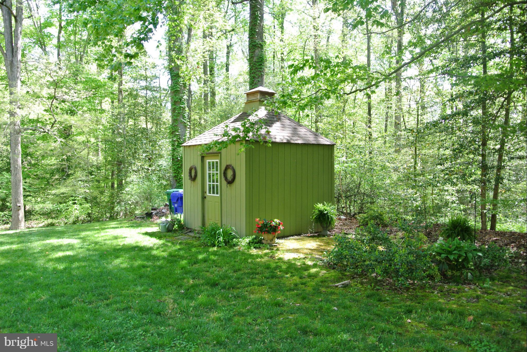 WOODHAVEN PARK SUB - Residential