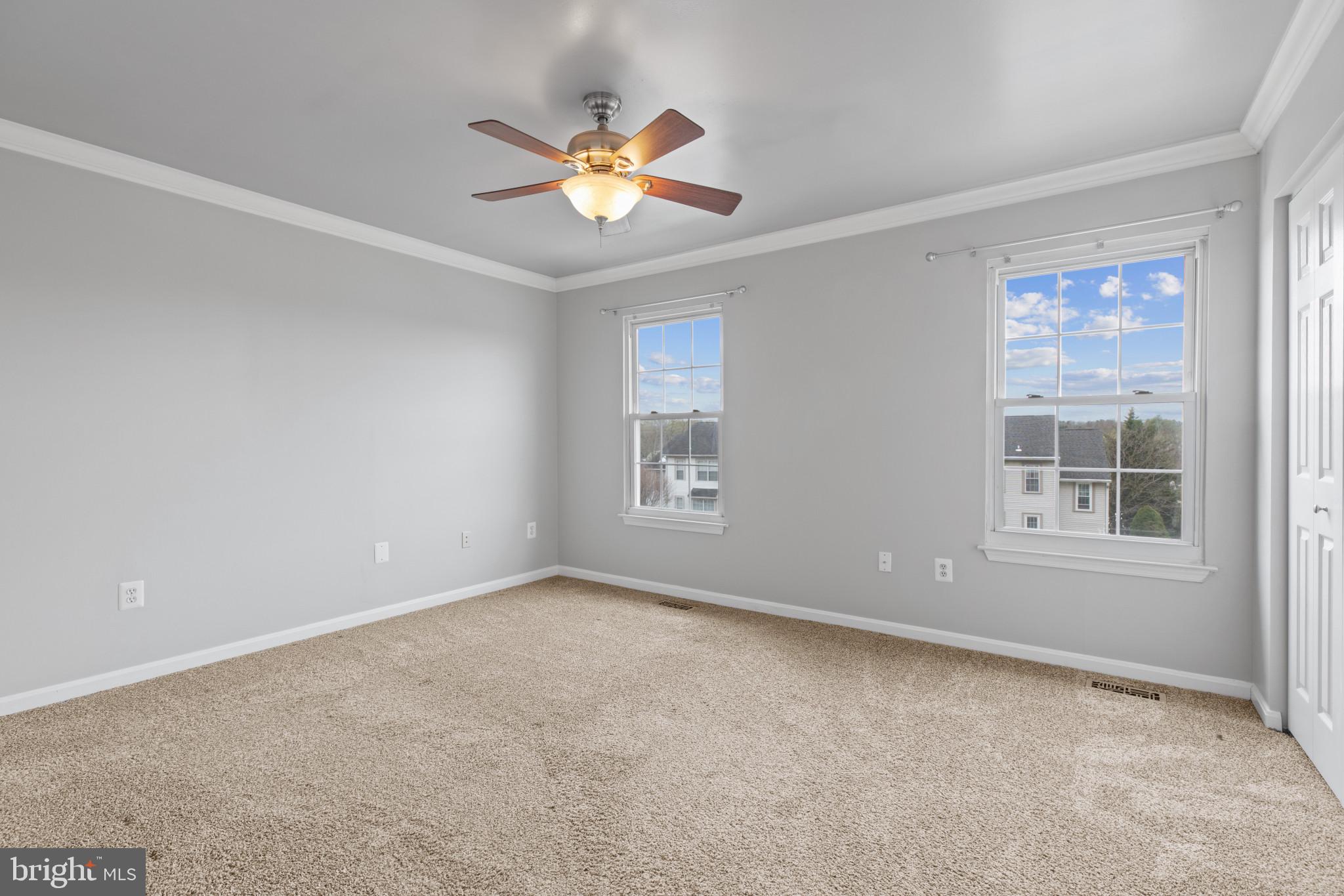 SOUTH HAMPTON - Residential Lease