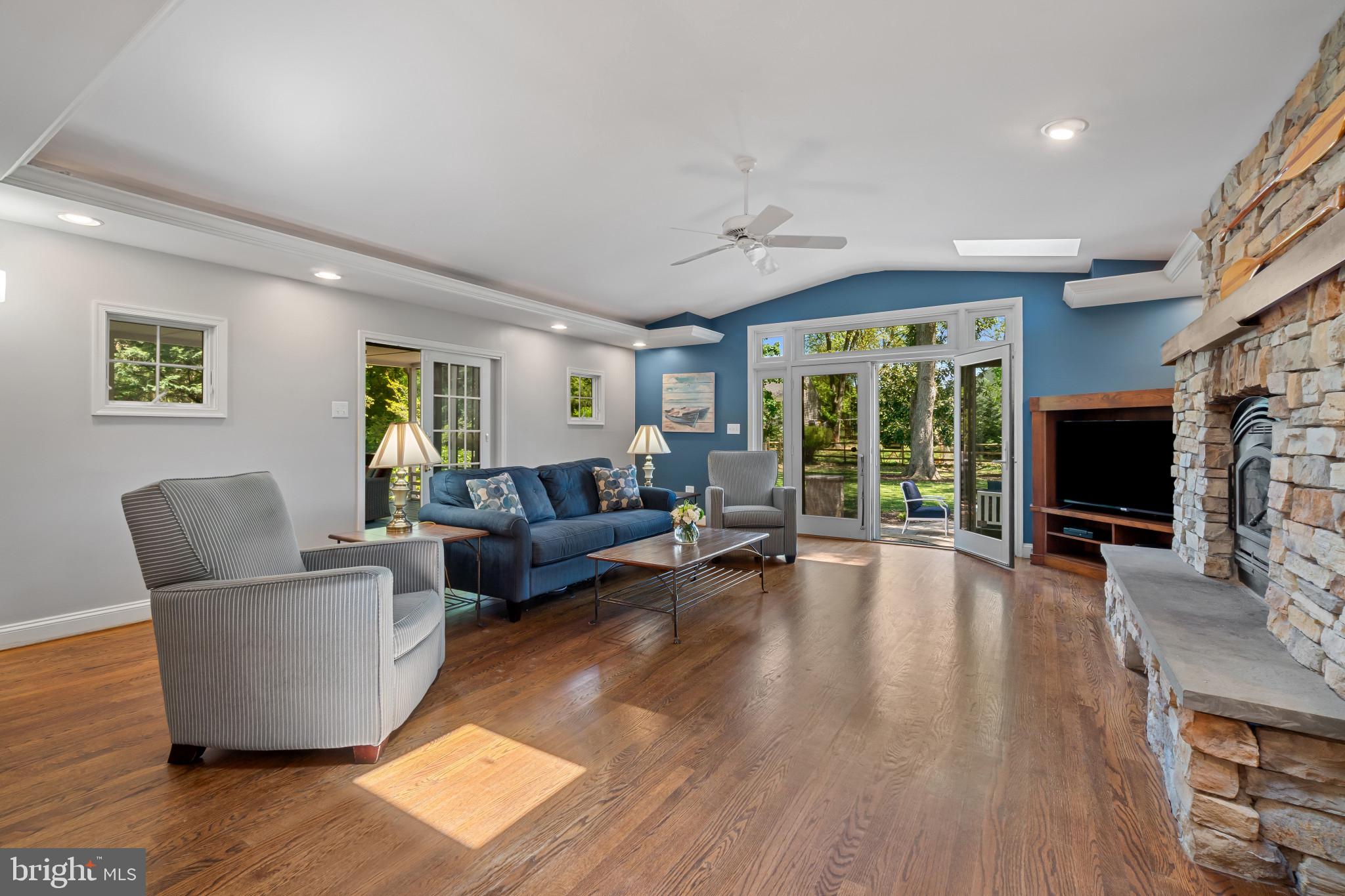 ANCHORAGE - Residential