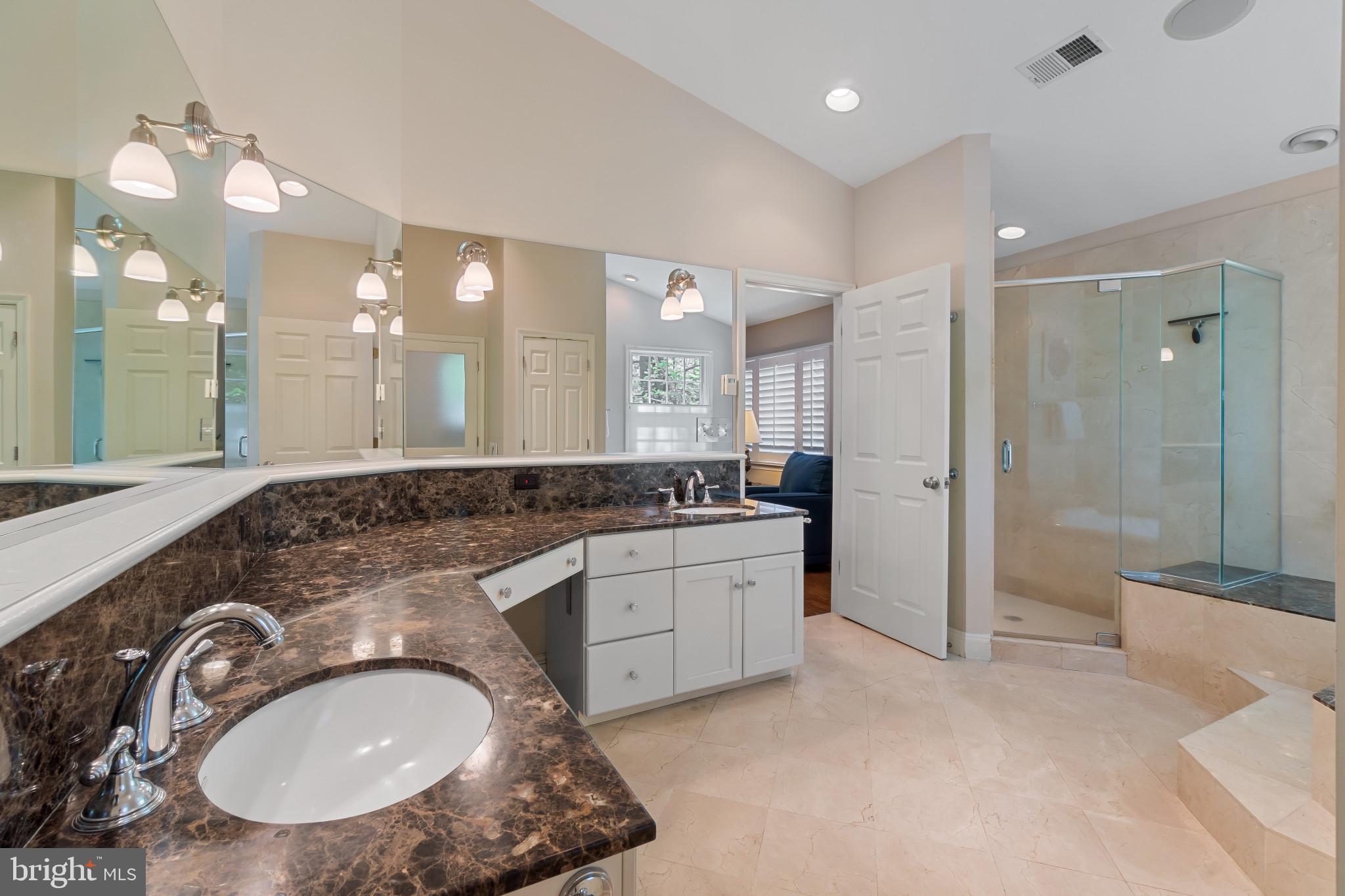 ANCHORAGE - Residential