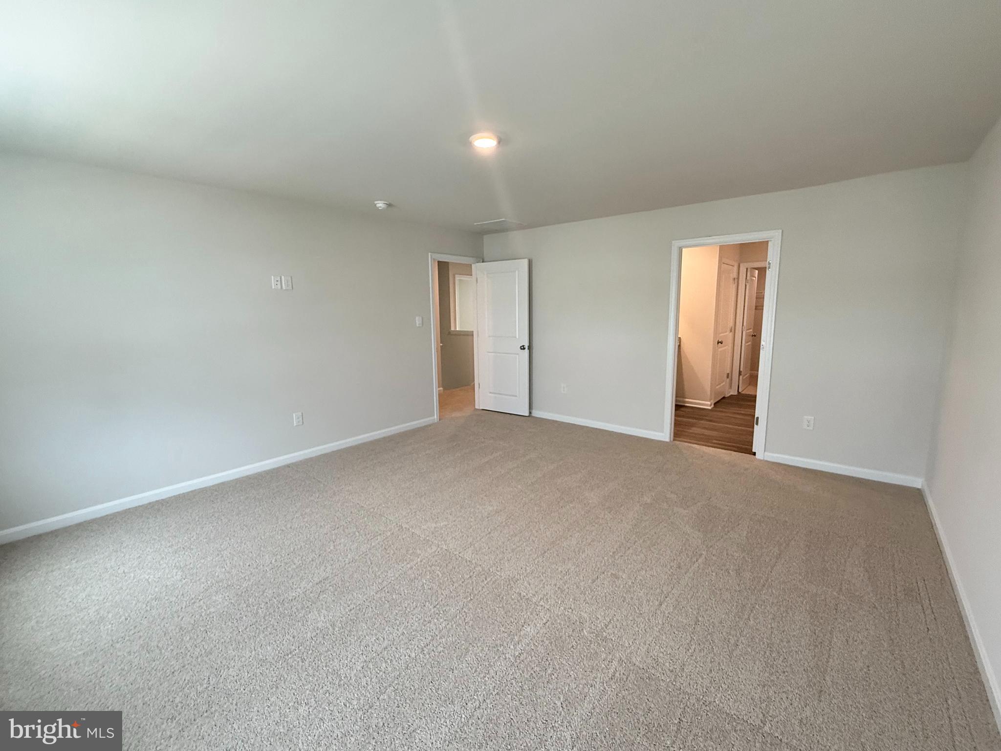 RED HILL - Residential