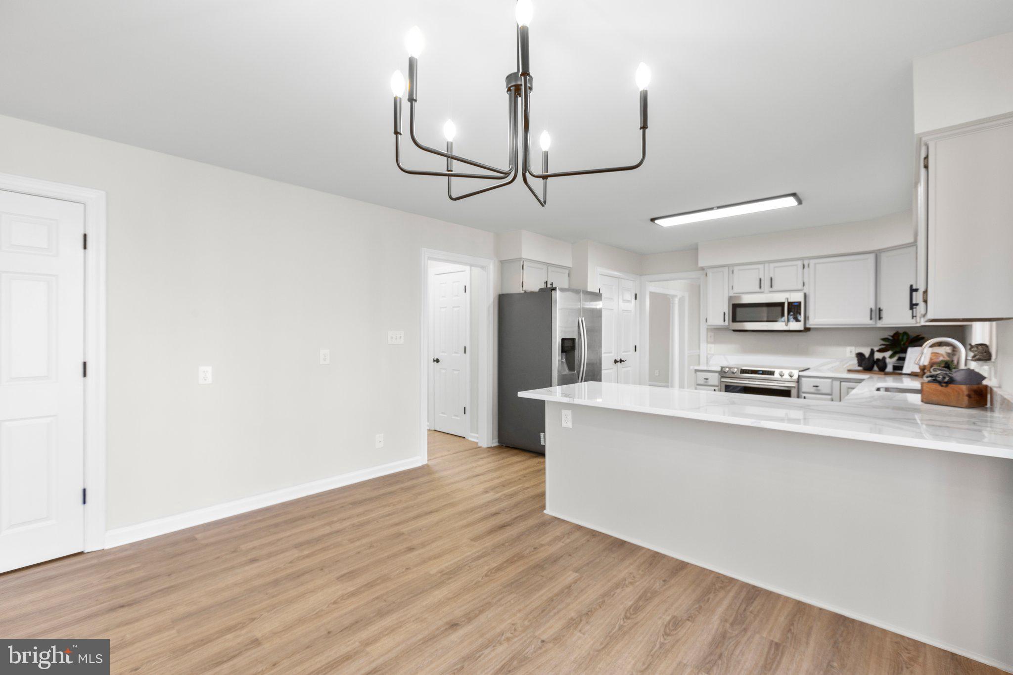 ESTATES OF CHANCELLORSVILLE - Residential