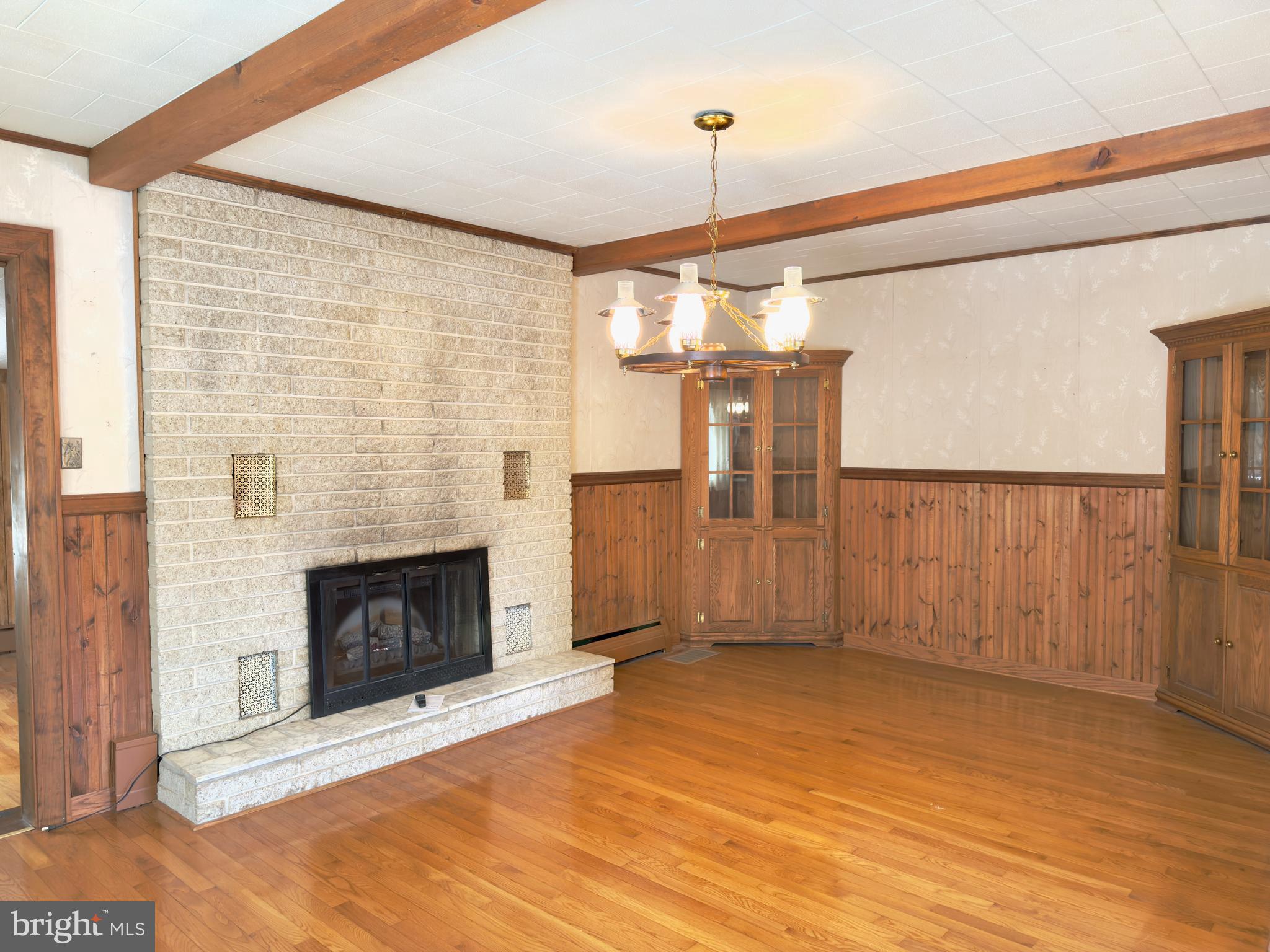 DEER LAKE - Residential