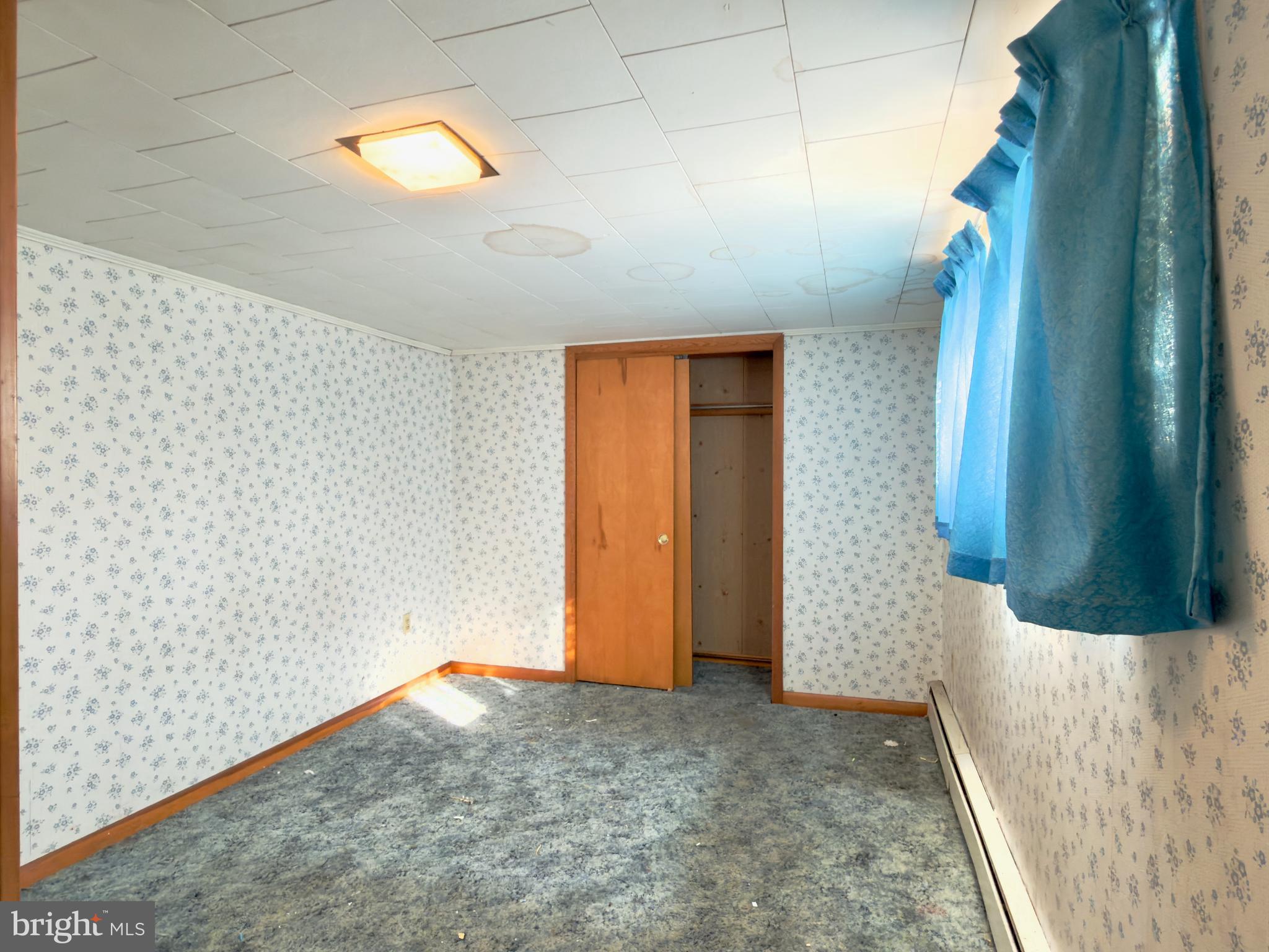 DEER LAKE - Residential