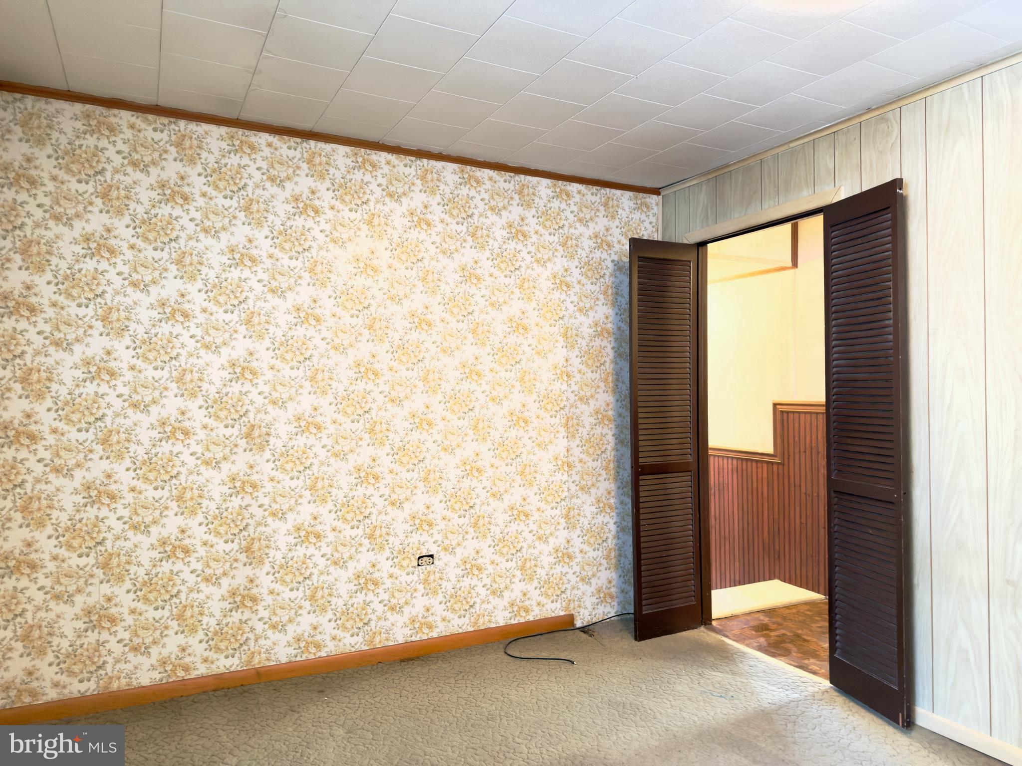 DEER LAKE - Residential