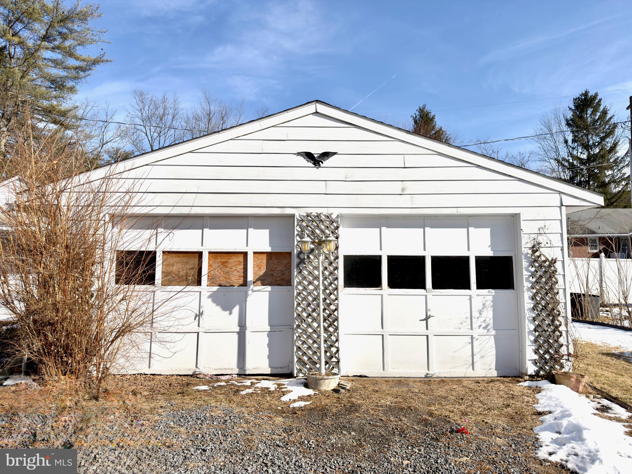 DEER LAKE - Residential