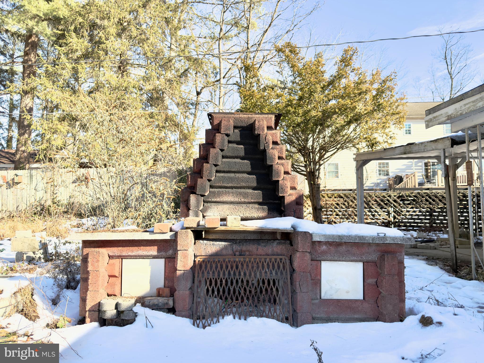 DEER LAKE - Residential