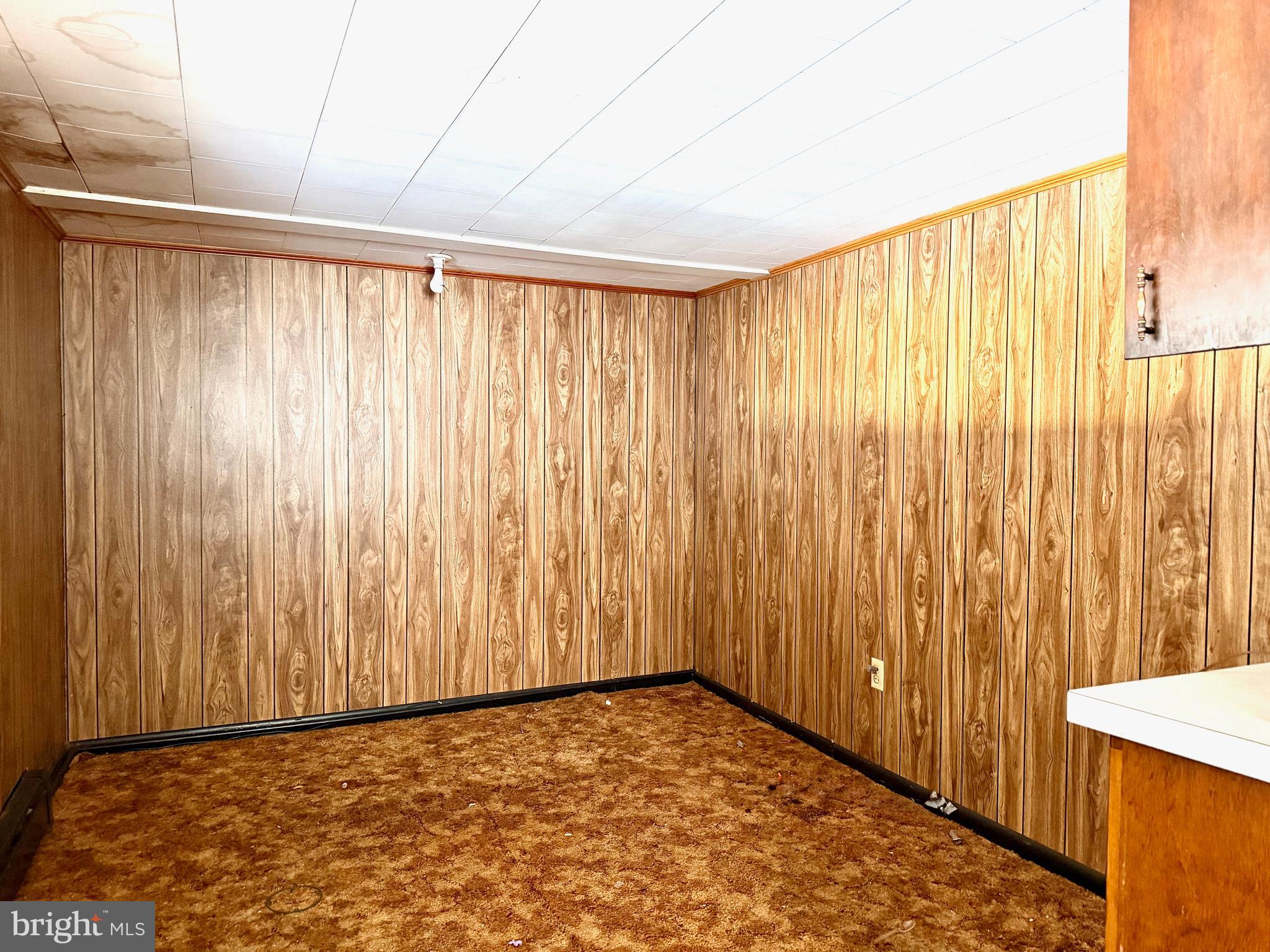 DEER LAKE - Residential